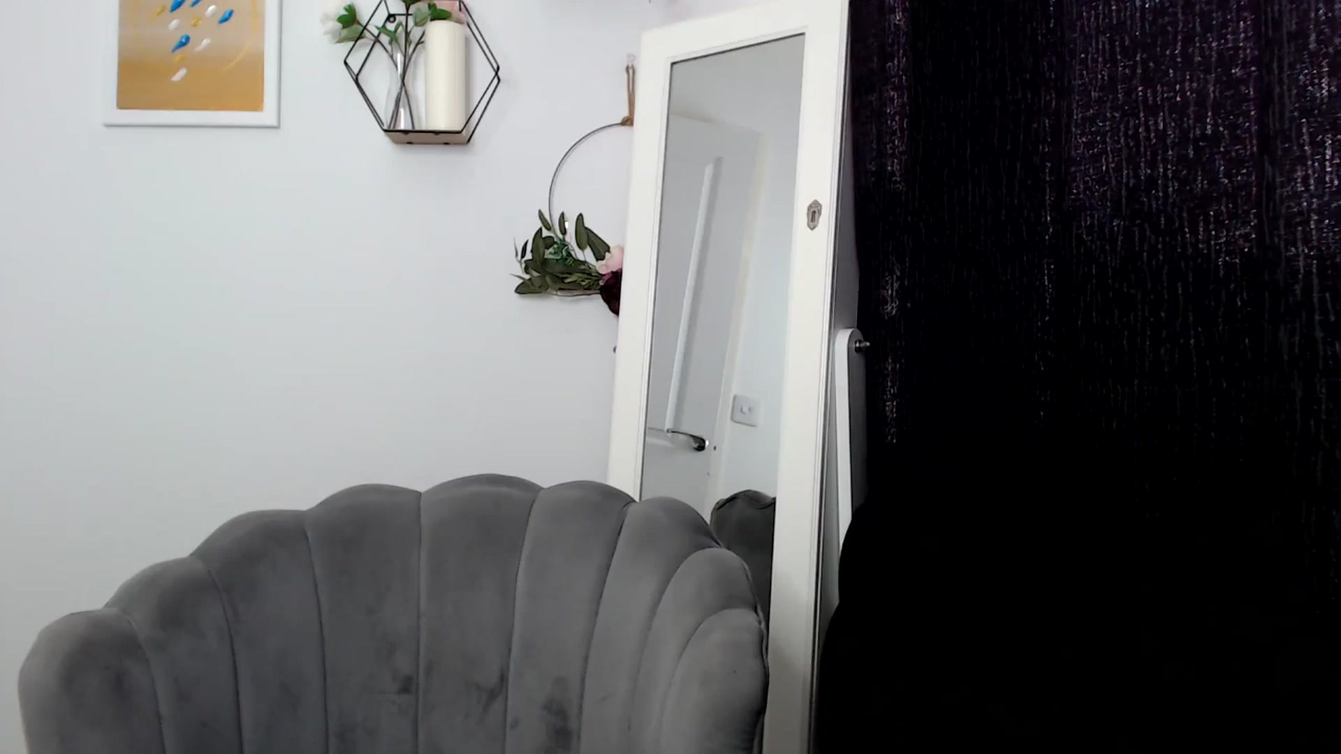 Gallery image thumbnail from LavIson's myfreecams stream on, 11/21/2024, 12:13 image 11 of 20