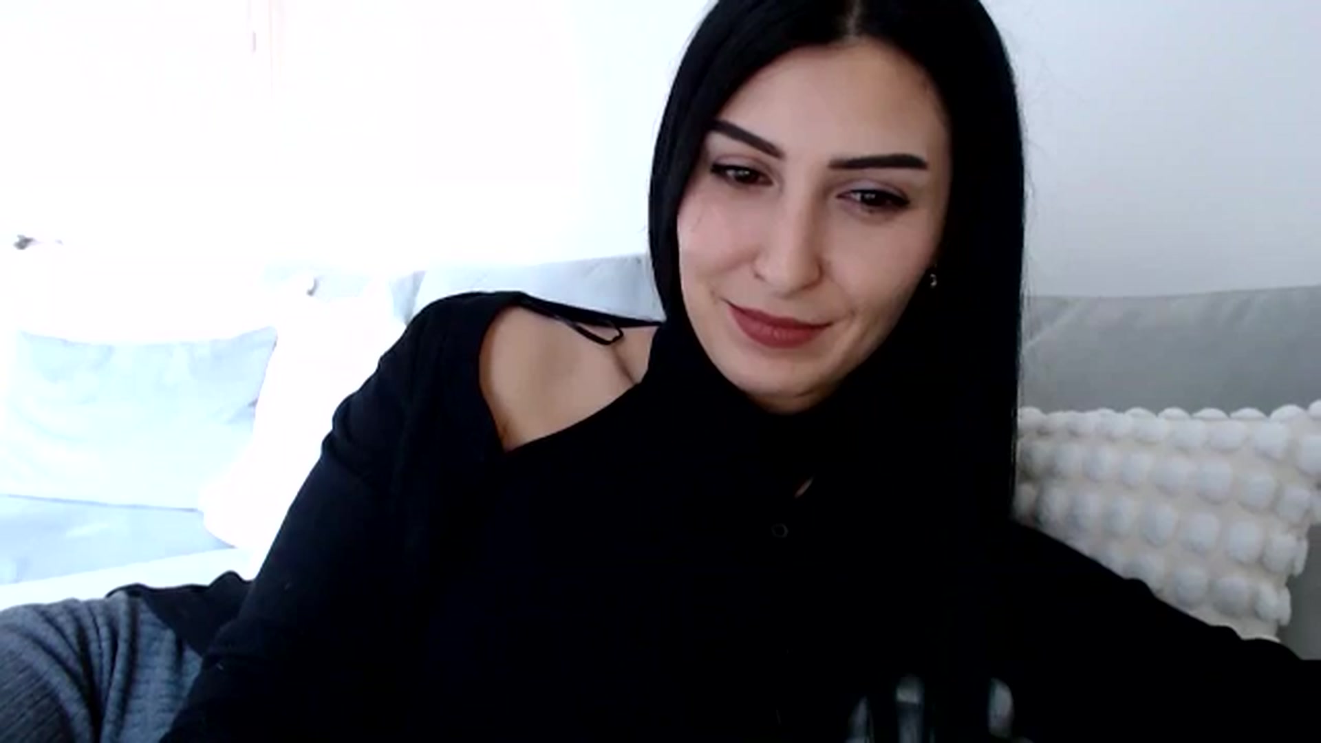 Gallery image thumbnail from LavIson's myfreecams stream on, 11/22/2024, 12:55 image 14 of 20