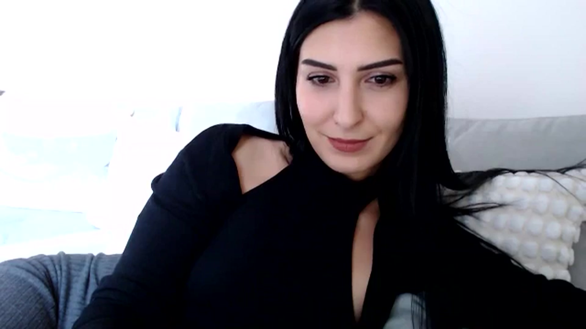 Gallery image thumbnail from LavIson's myfreecams stream on, 11/22/2024, 12:55 image 16 of 20