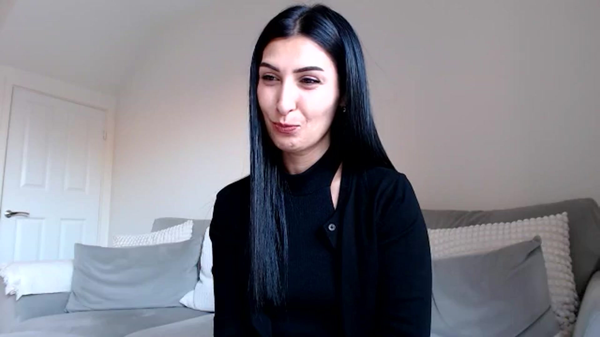 Gallery image thumbnail from LavIson's myfreecams stream on, 11/22/2024, 15:15 image 11 of 20