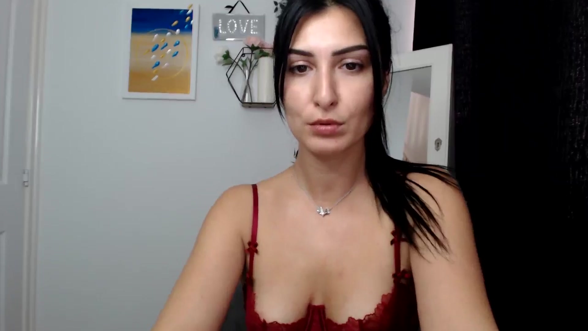 Gallery image thumbnail from LavIson's myfreecams stream on, 11/25/2024, 13:03 image 16 of 20