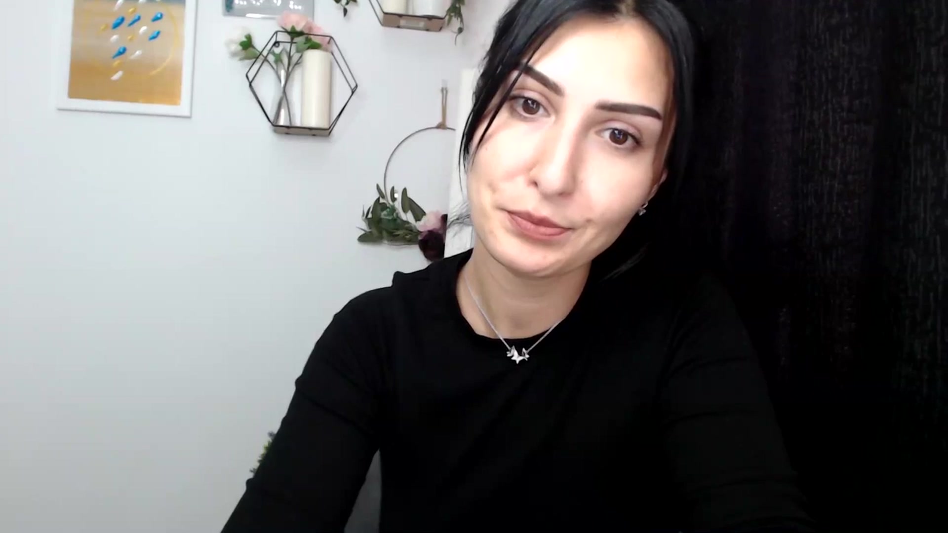 Gallery image thumbnail from LavIson's myfreecams stream on, 11/25/2024, 15:13 image 3 of 20