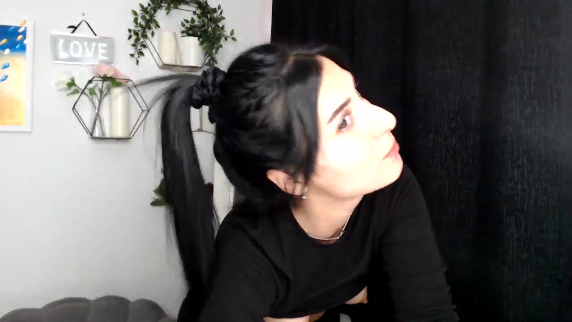 Gallery image thumbnail from LavIson's myfreecams stream on, 11/25/2024, 15:13 image 16 of 20