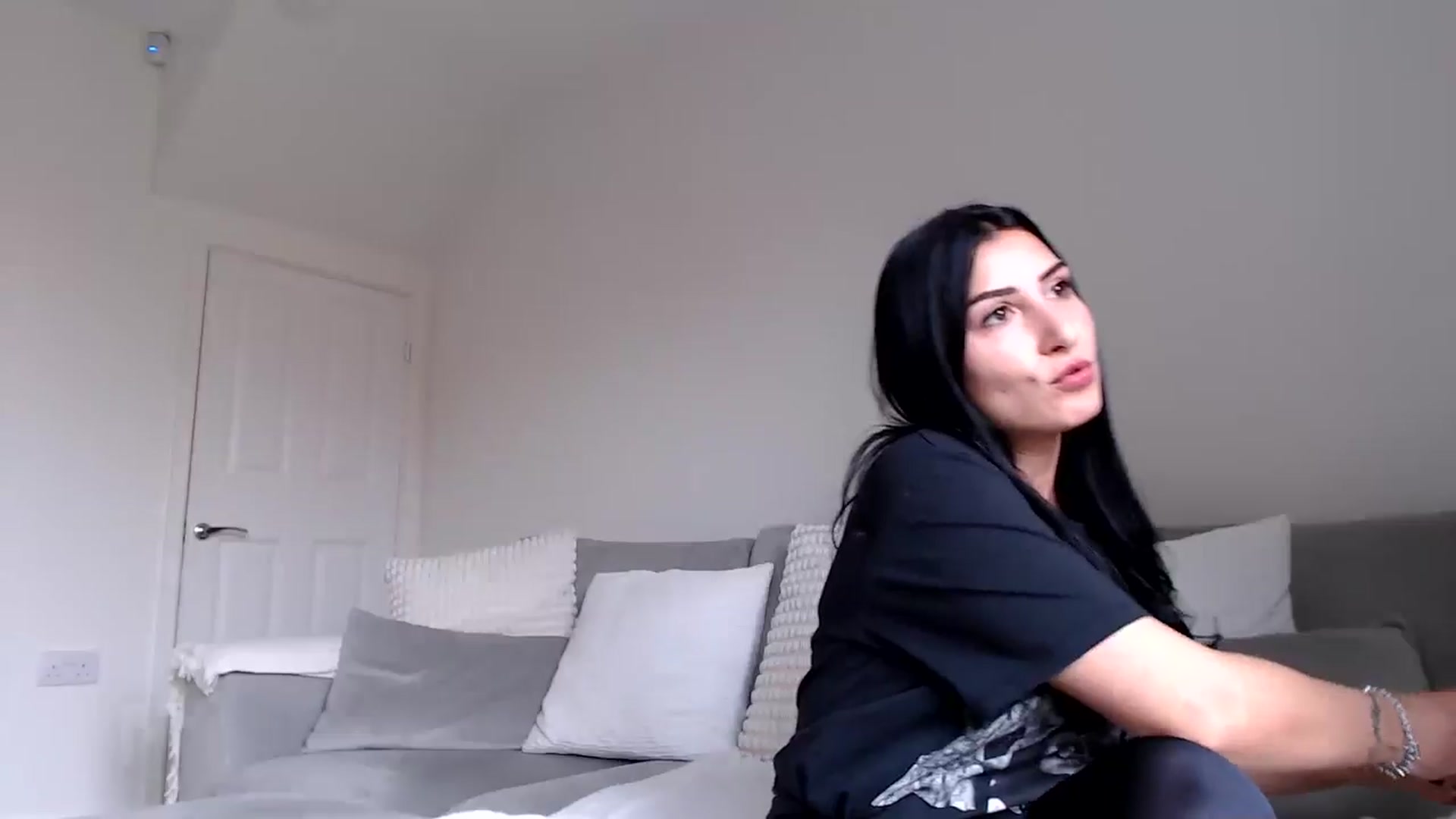 Gallery image thumbnail from LavIson's myfreecams stream on, 11/27/2024, 12:00 image 11 of 20