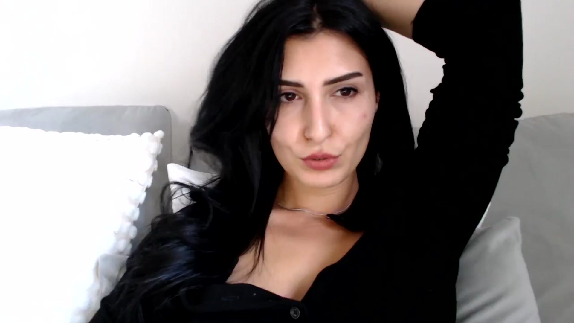 Gallery image thumbnail from LavIson's myfreecams stream on, 11/27/2024, 13:21 image 8 of 20