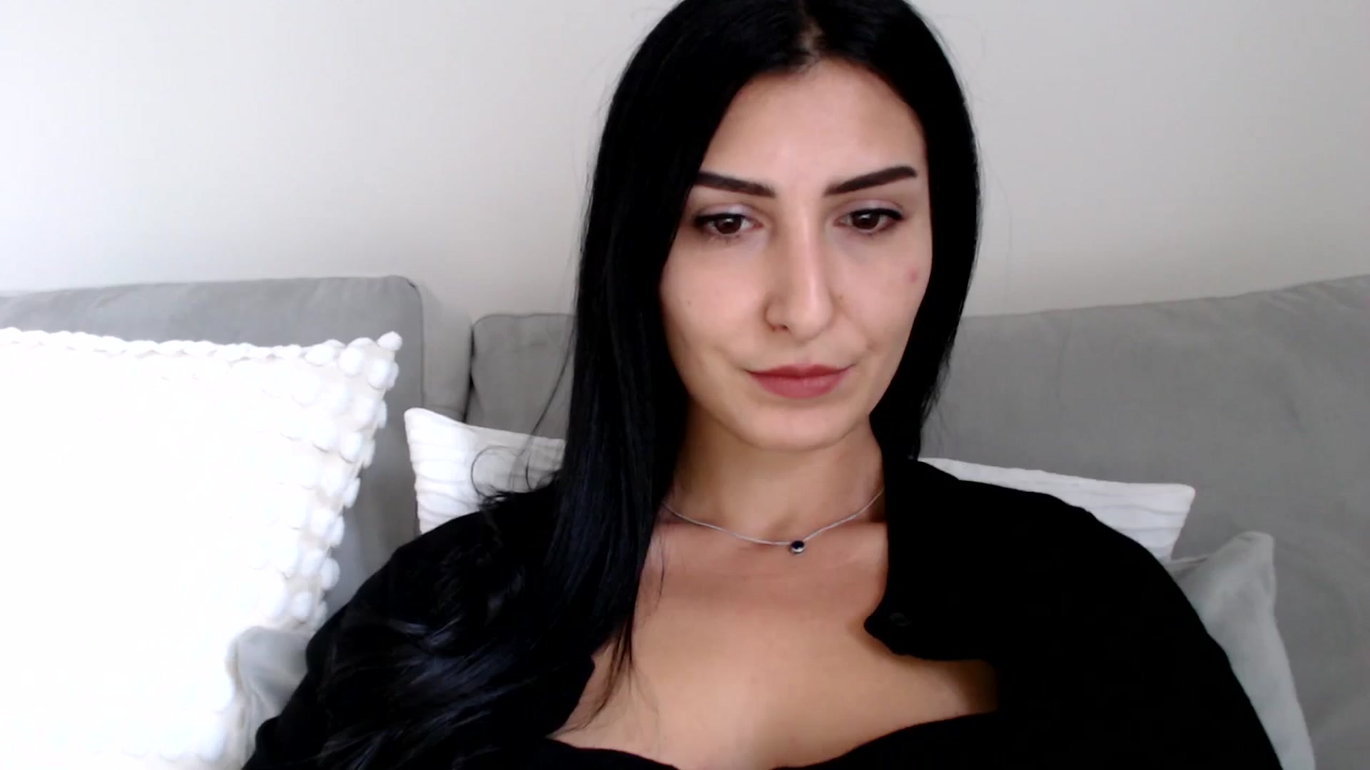 Gallery image thumbnail from LavIson's myfreecams stream on, 11/27/2024, 13:21 image 2 of 20