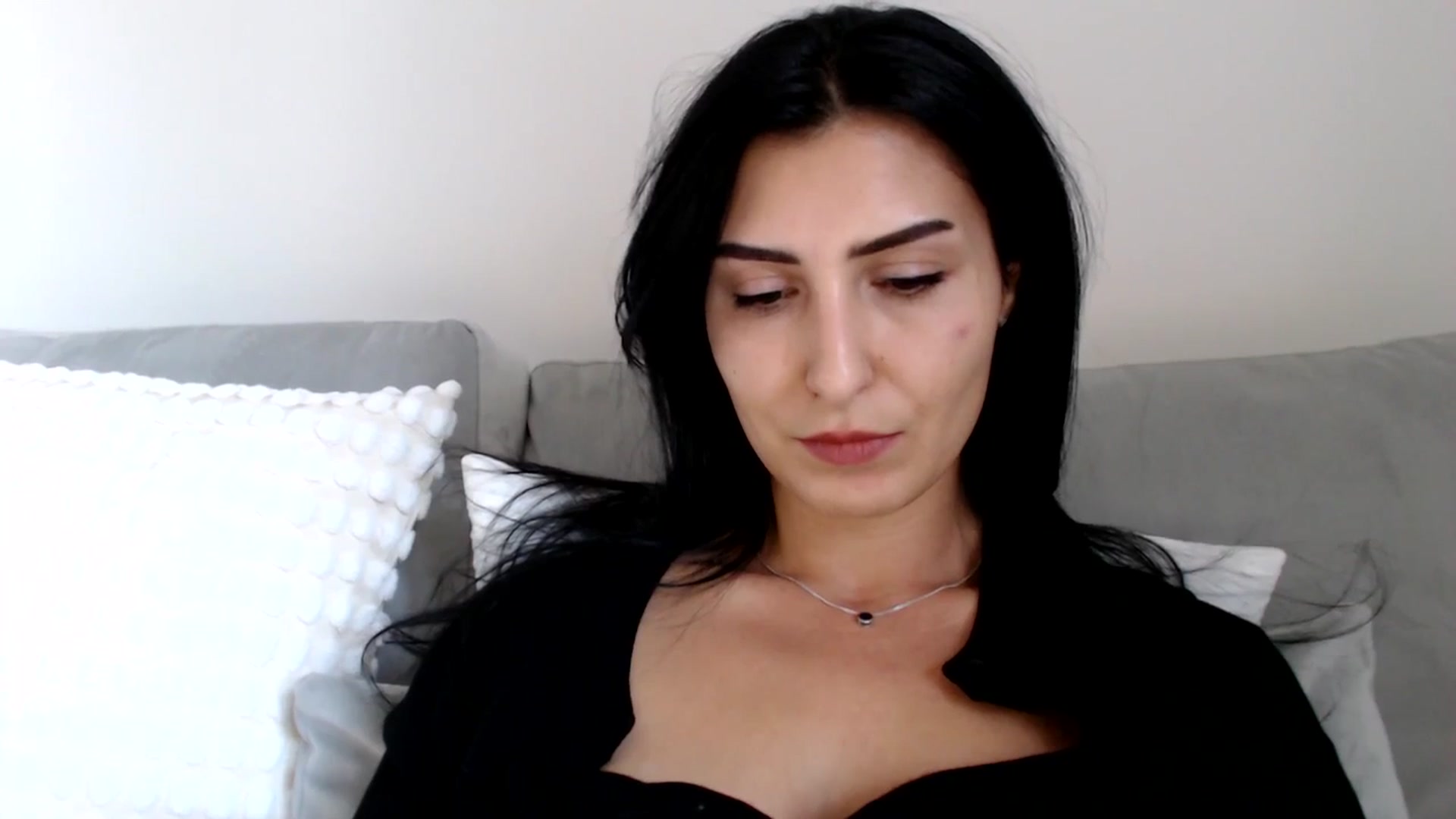 Gallery image thumbnail from LavIson's myfreecams stream on, 11/27/2024, 13:21 image 15 of 20