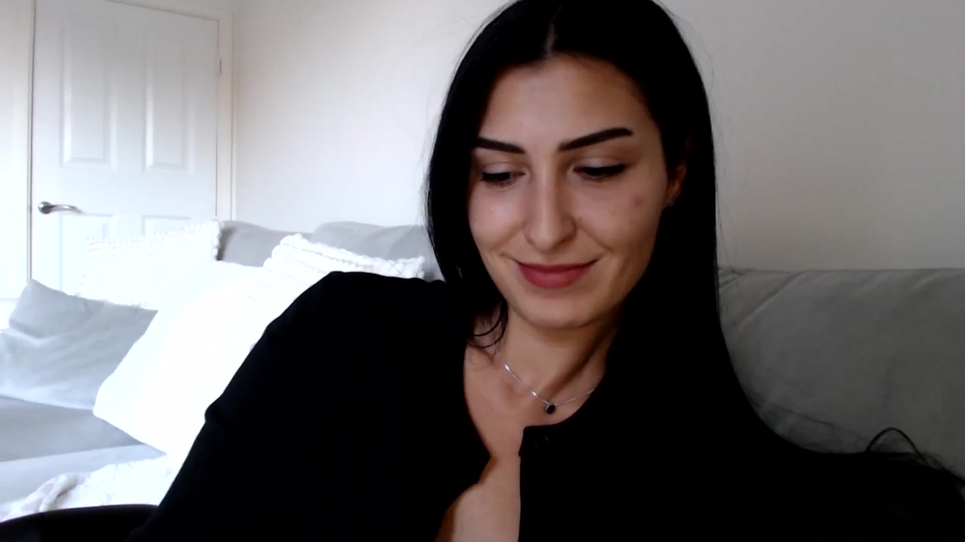 Gallery image thumbnail from LavIson's myfreecams stream on, 11/27/2024, 13:34 image 8 of 20