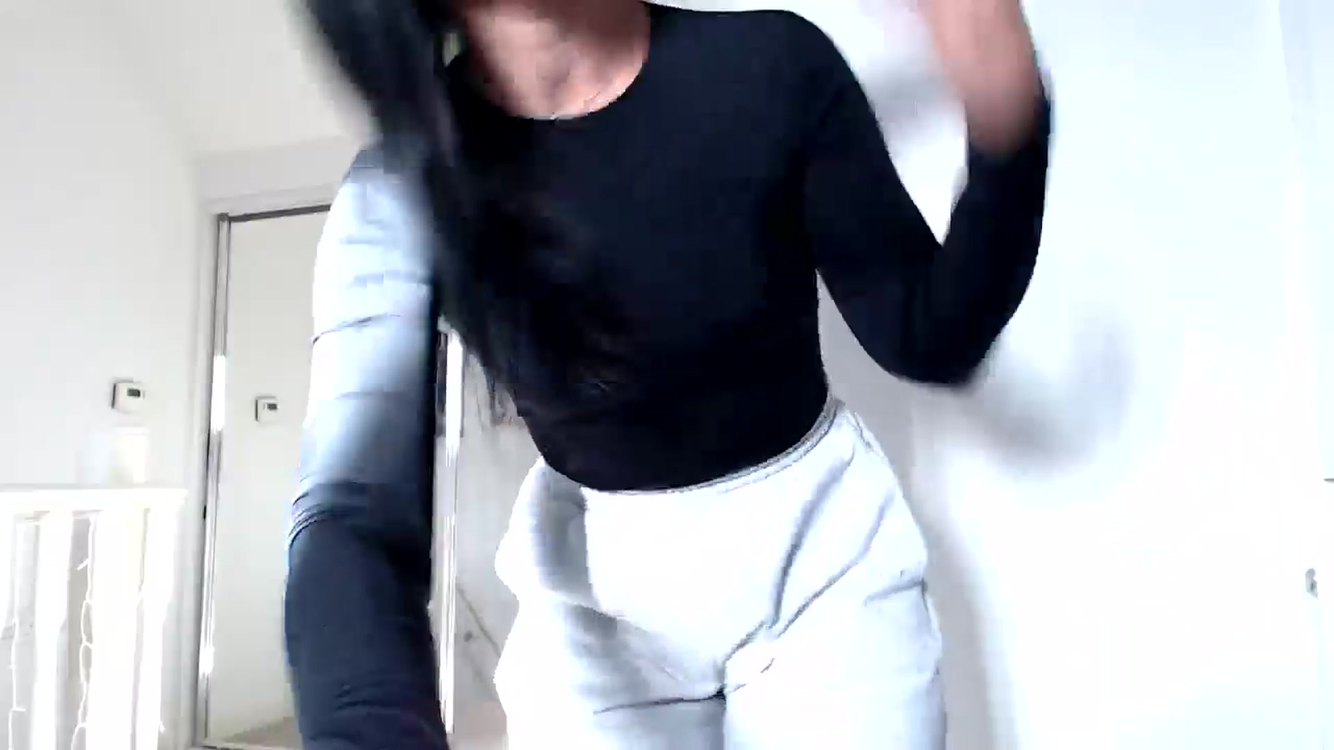 Gallery image thumbnail from LavIson's myfreecams stream on, 11/28/2024, 12:07 image 14 of 20