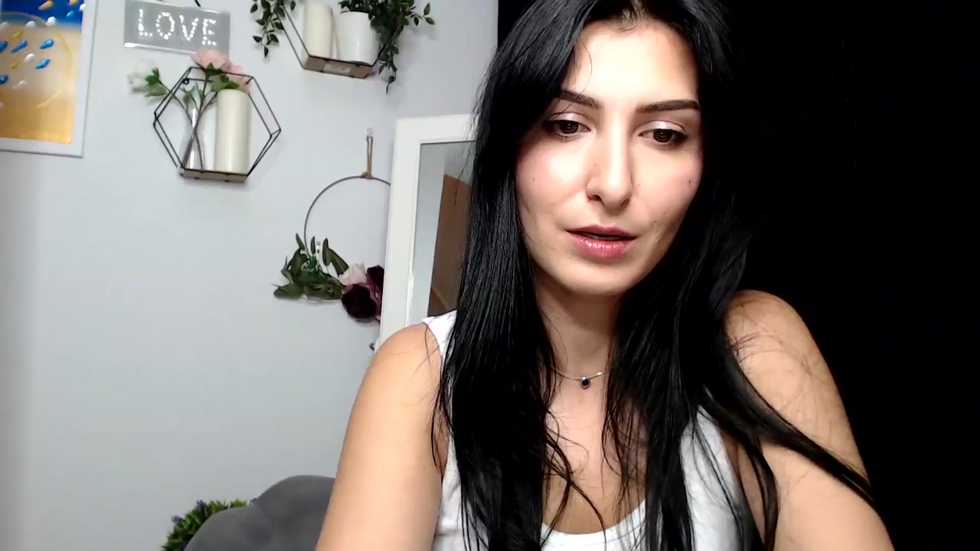 Gallery image thumbnail from LavIson's myfreecams stream on, 12/02/2024, 12:33 image 20 of 20