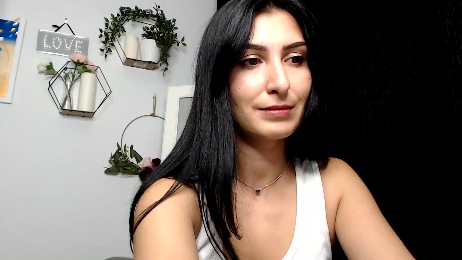 Gallery image thumbnail from LavIson's myfreecams stream on, 12/02/2024, 12:33 image 13 of 20
