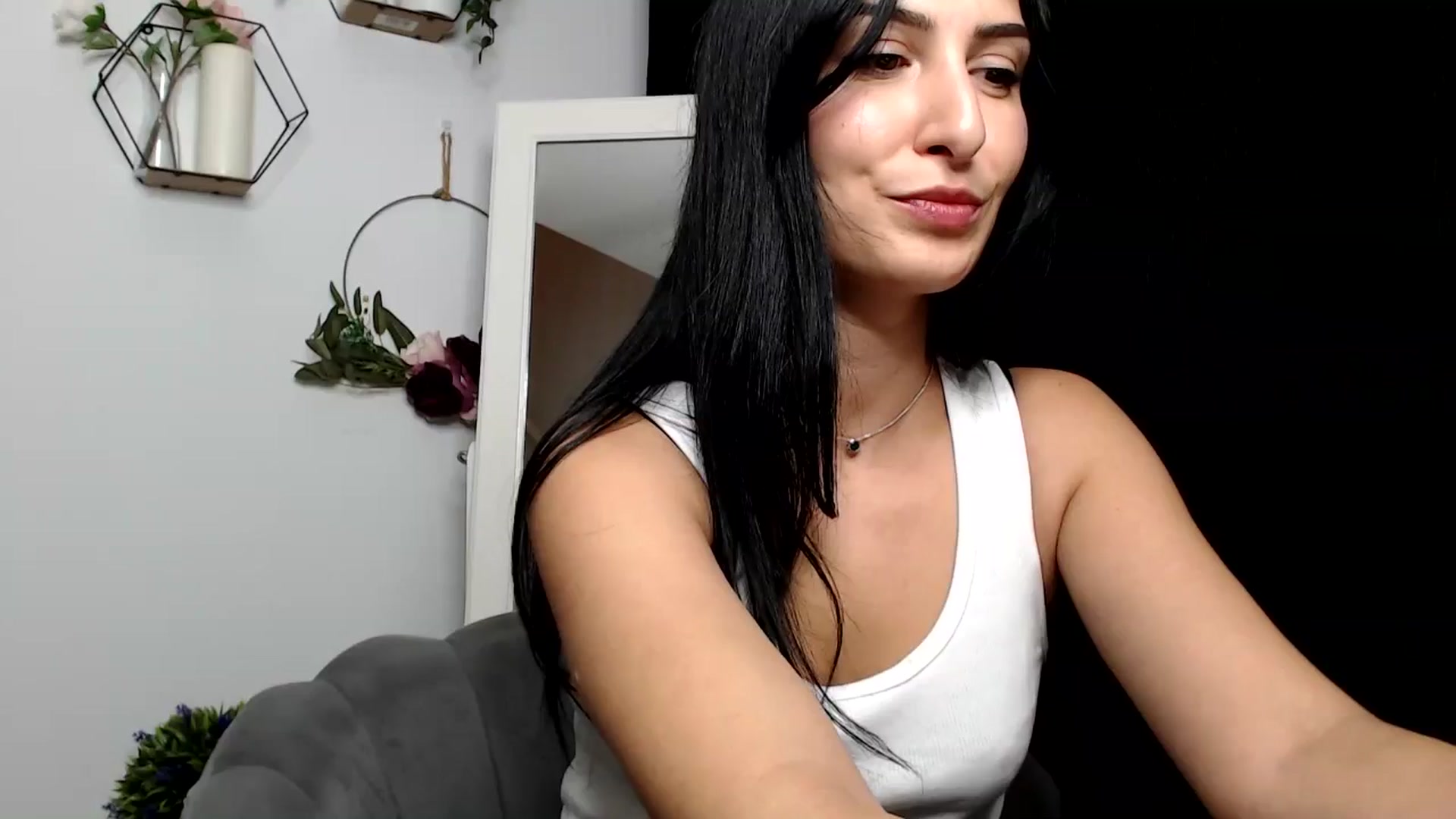 Gallery image thumbnail from LavIson's myfreecams stream on, 12/02/2024, 12:33 image 9 of 20