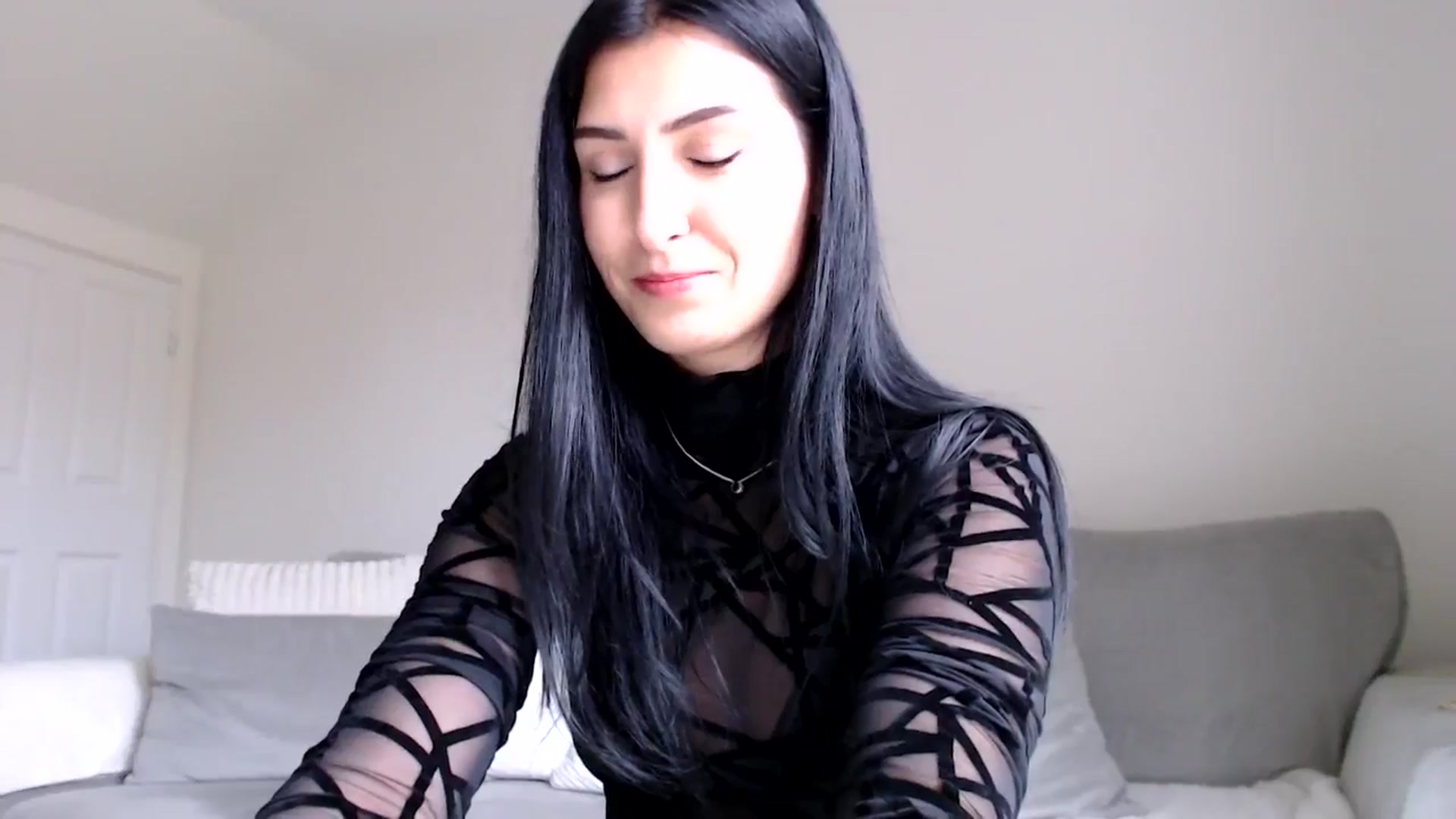 Gallery image thumbnail from LavIson's myfreecams stream on, 12/02/2024, 13:01 image 12 of 20