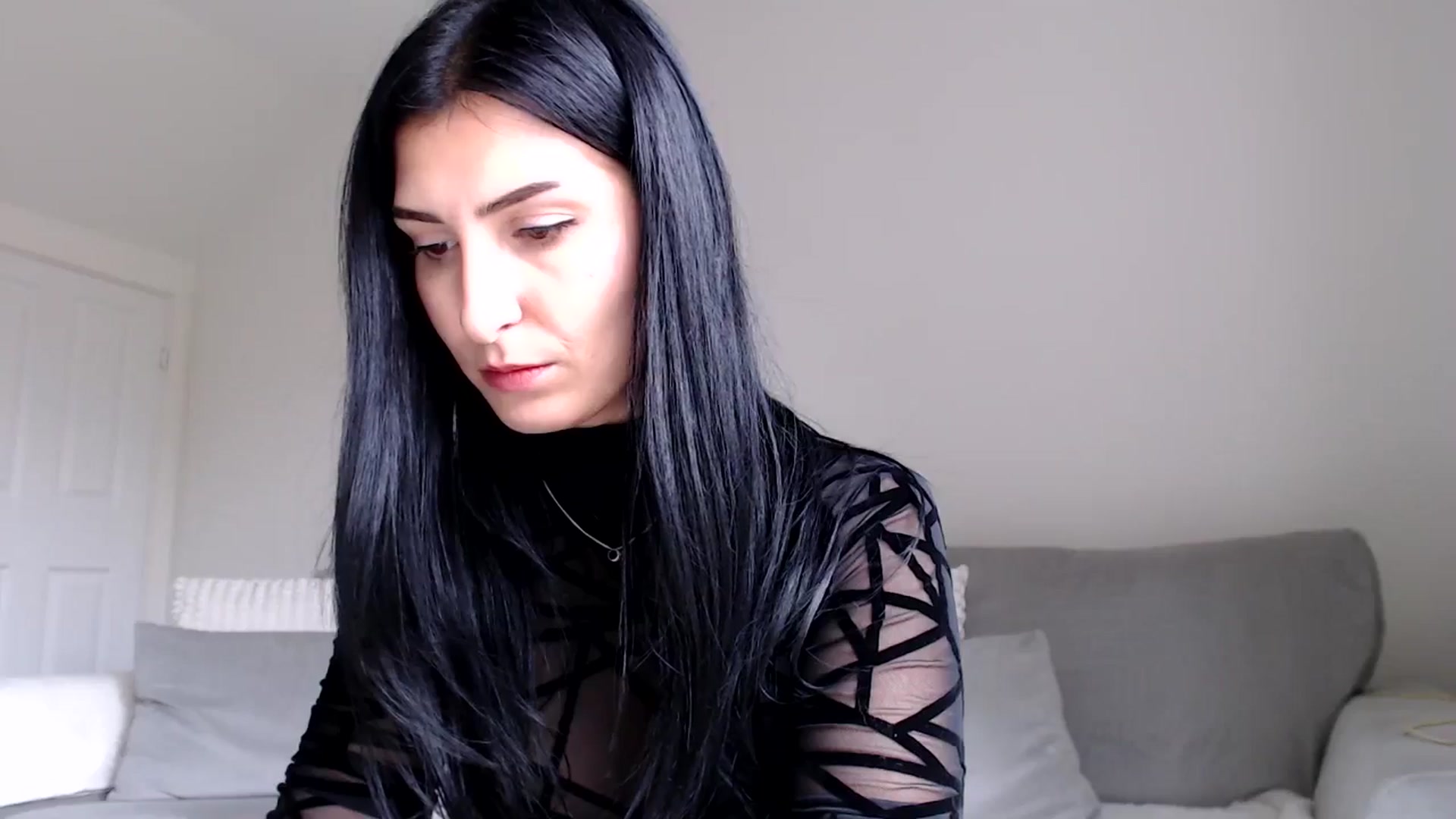 Gallery image thumbnail from LavIson's myfreecams stream on, 12/02/2024, 13:38 image 3 of 20