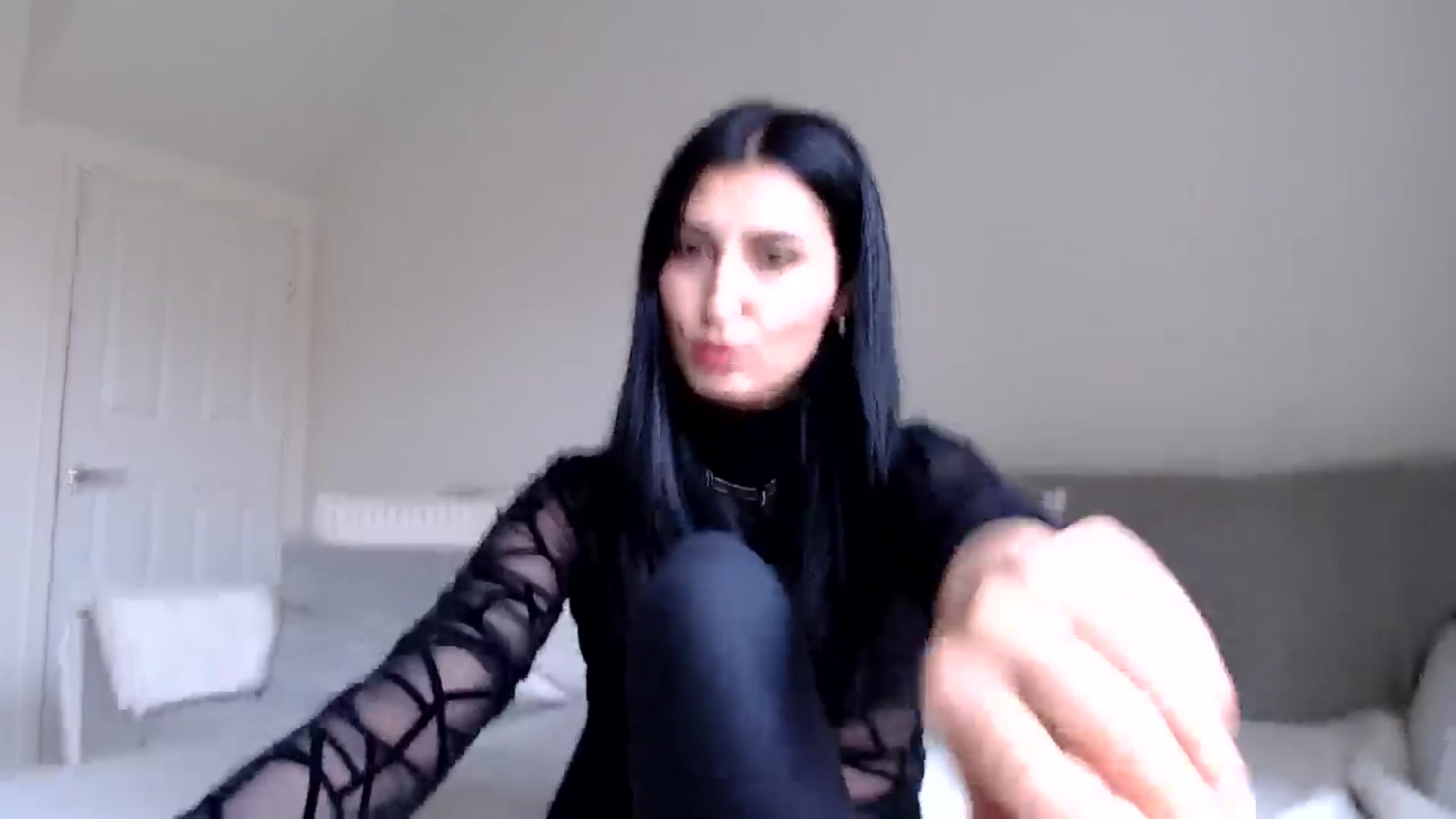 Gallery image thumbnail from LavIson's myfreecams stream on, 12/02/2024, 13:38 image 14 of 20