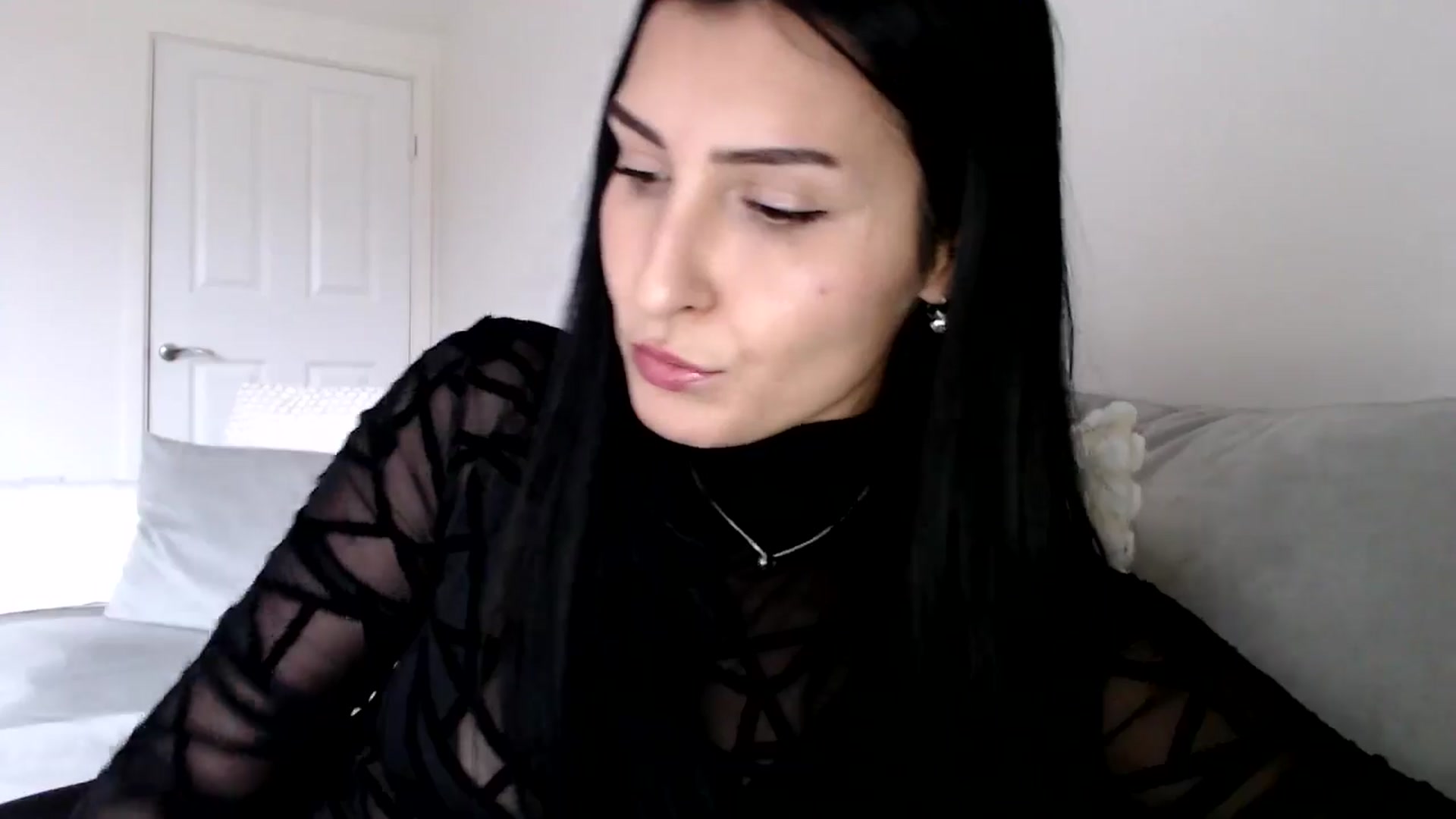 Gallery image thumbnail from LavIson's myfreecams stream on, 12/02/2024, 14:30 image 11 of 20
