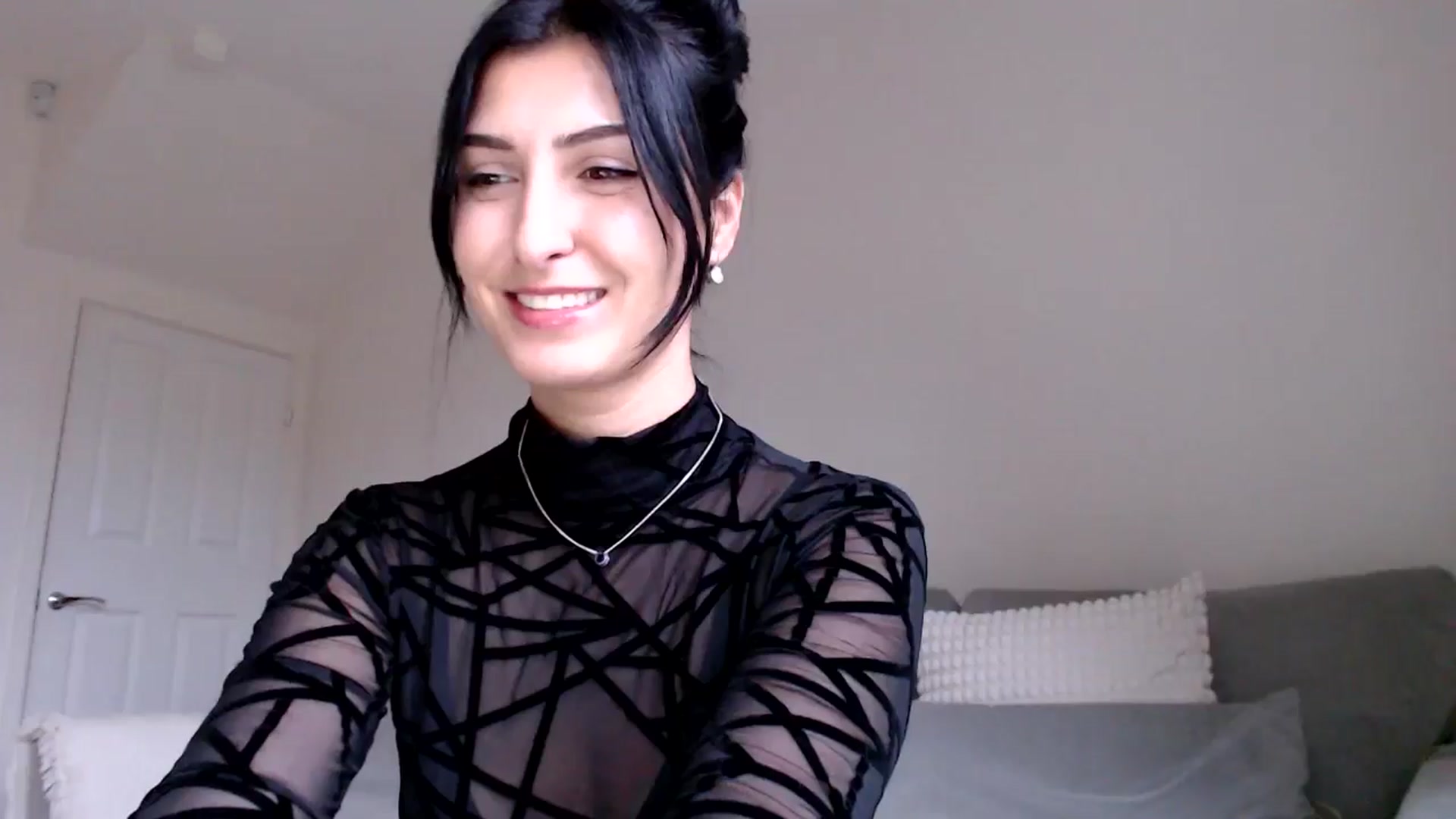 Gallery image thumbnail from LavIson's myfreecams stream on, 12/02/2024, 15:10 image 7 of 20