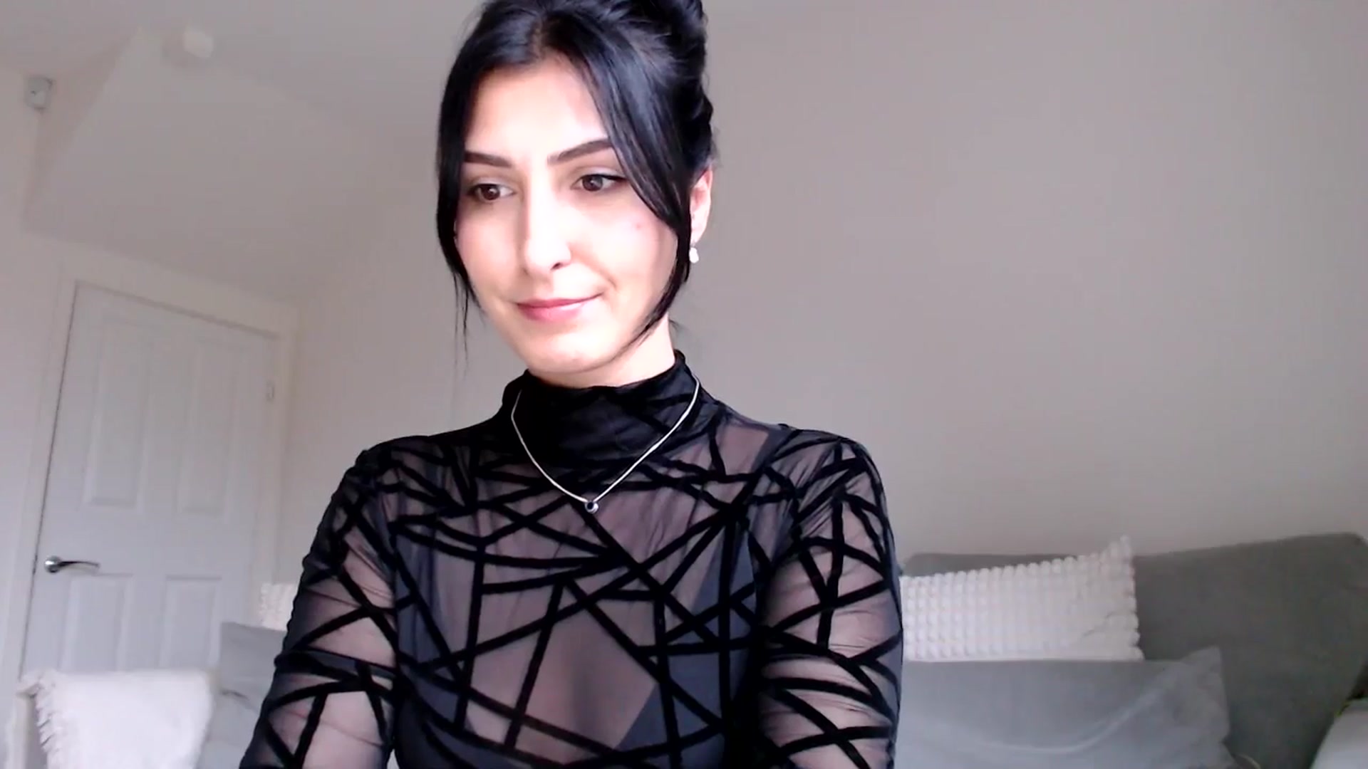 Gallery image thumbnail from LavIson's myfreecams stream on, 12/02/2024, 15:10 image 9 of 20