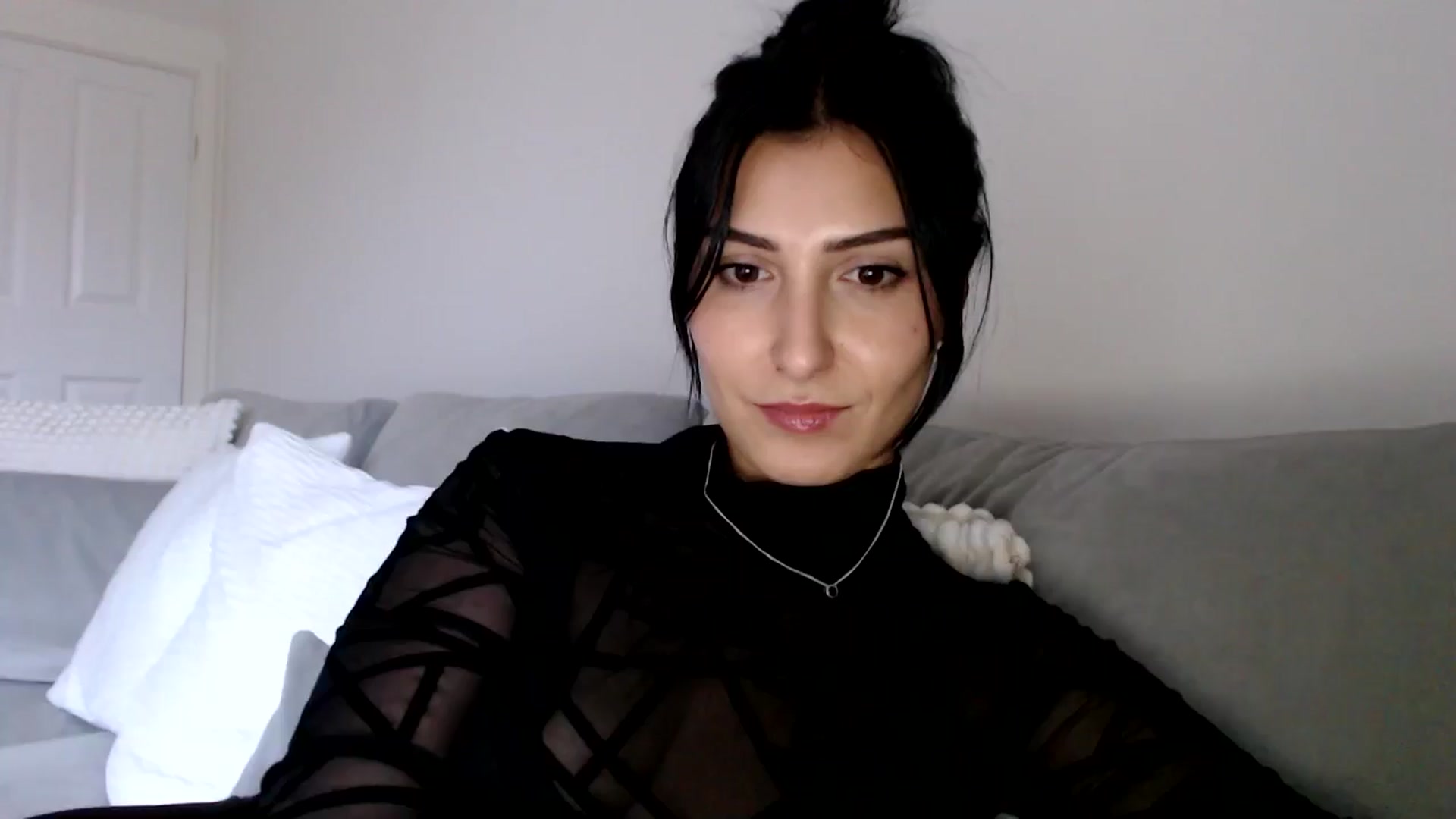 Gallery image thumbnail from LavIson's myfreecams stream on, 12/02/2024, 15:10 image 1 of 20