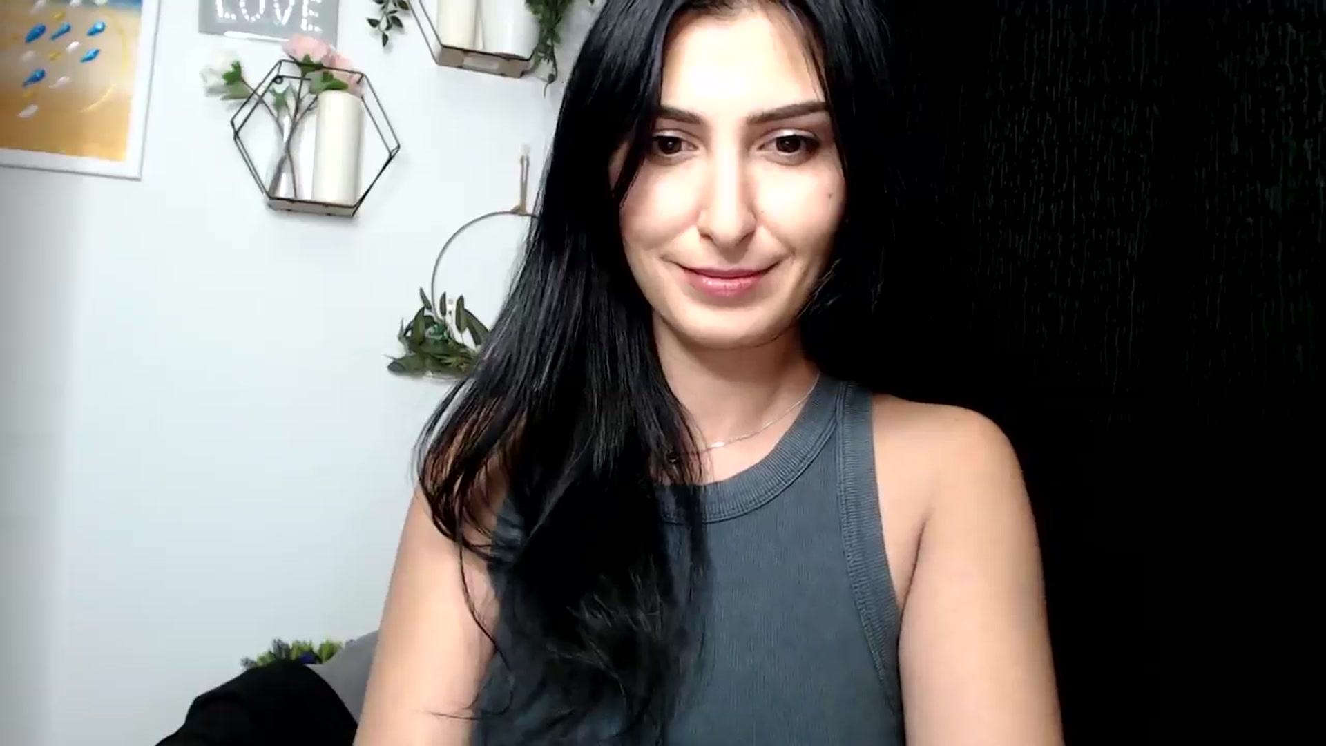 Gallery image thumbnail from LavIson's myfreecams stream on, 12/02/2024, 15:22 image 18 of 20