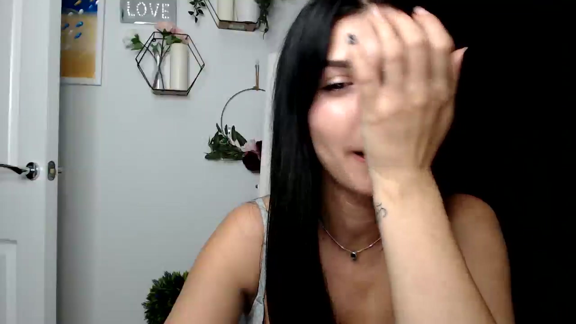 Gallery image thumbnail from LavIson's myfreecams stream on, 12/02/2024, 16:14 image 11 of 20