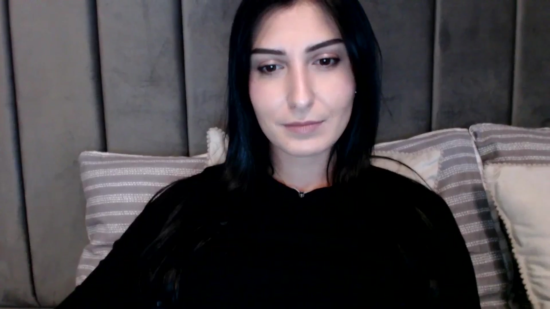 Gallery image thumbnail from LavIson's myfreecams stream on, 12/06/2024, 14:32 image 20 of 20