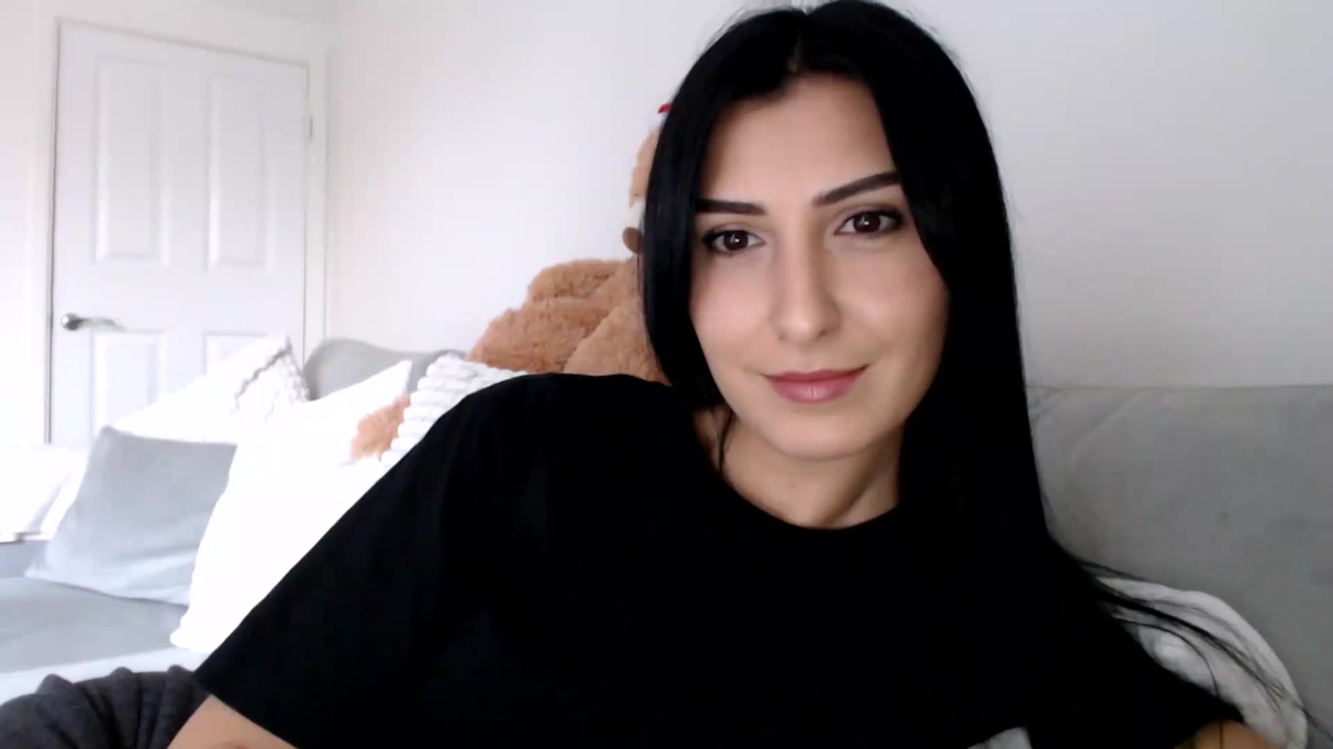 Gallery image thumbnail from LavIson's myfreecams stream on, 12/09/2024, 10:49 image 4 of 20