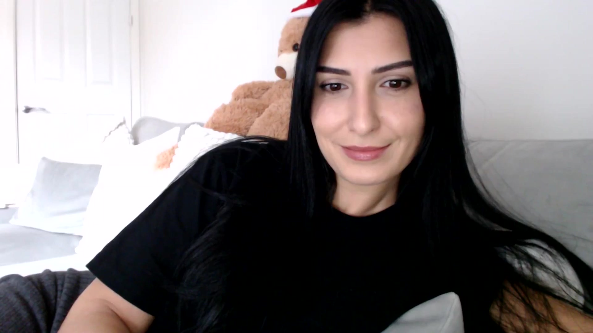 Gallery image thumbnail from LavIson's myfreecams stream on, 12/09/2024, 10:49 image 6 of 20