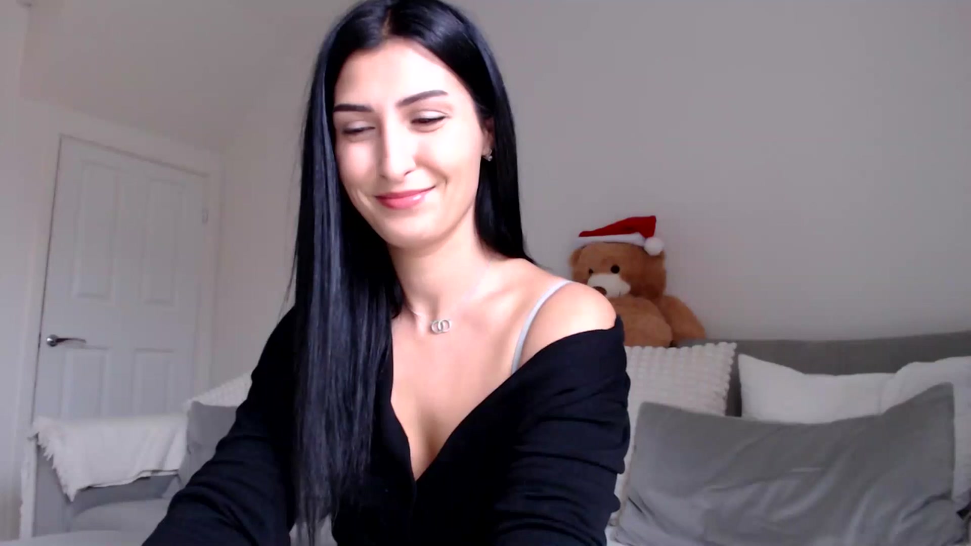Gallery image thumbnail from LavIson's myfreecams stream on, 12/09/2024, 12:05 image 2 of 20
