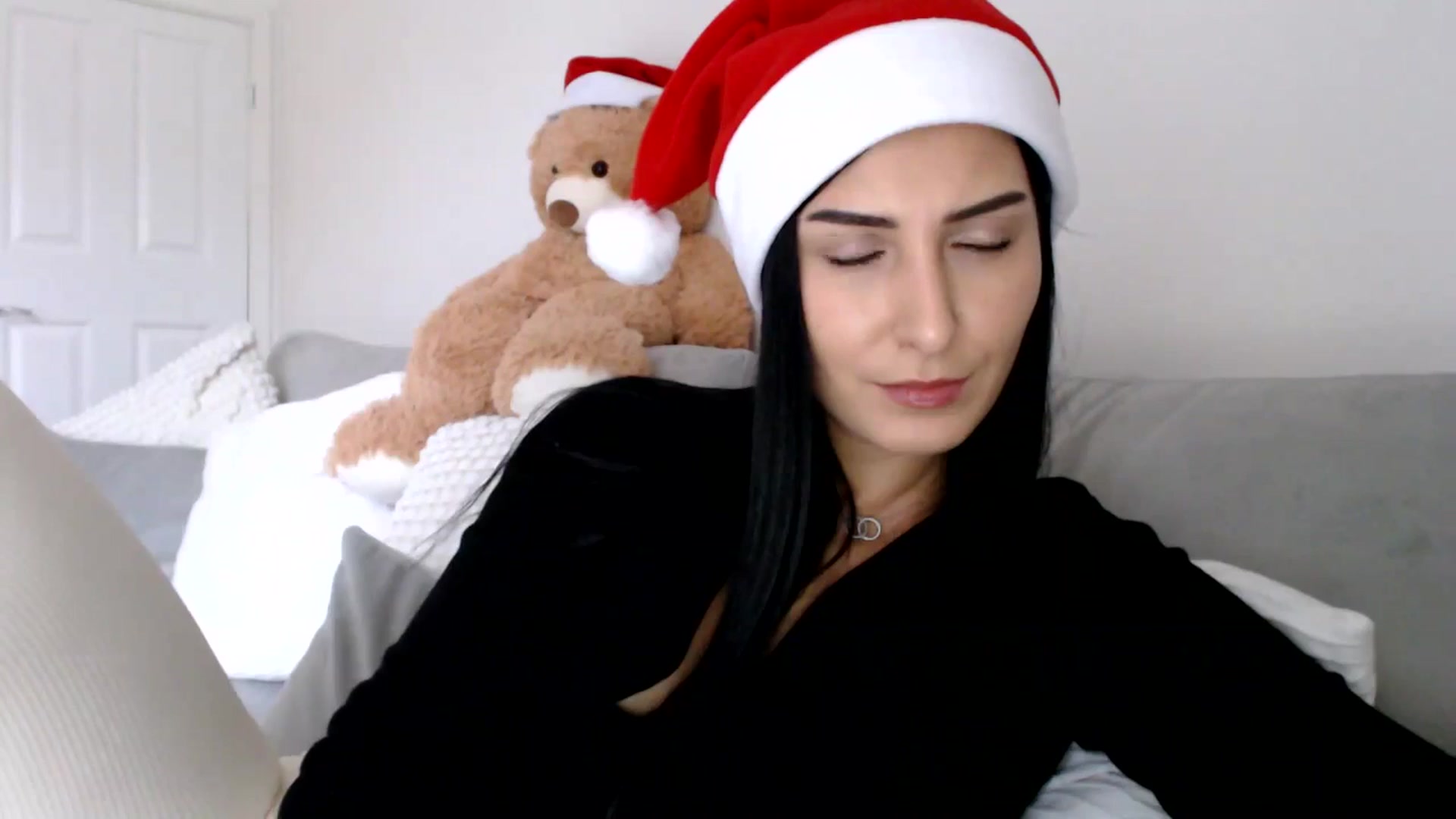 Gallery image thumbnail from LavIson's myfreecams stream on, 12/09/2024, 12:05 image 10 of 20