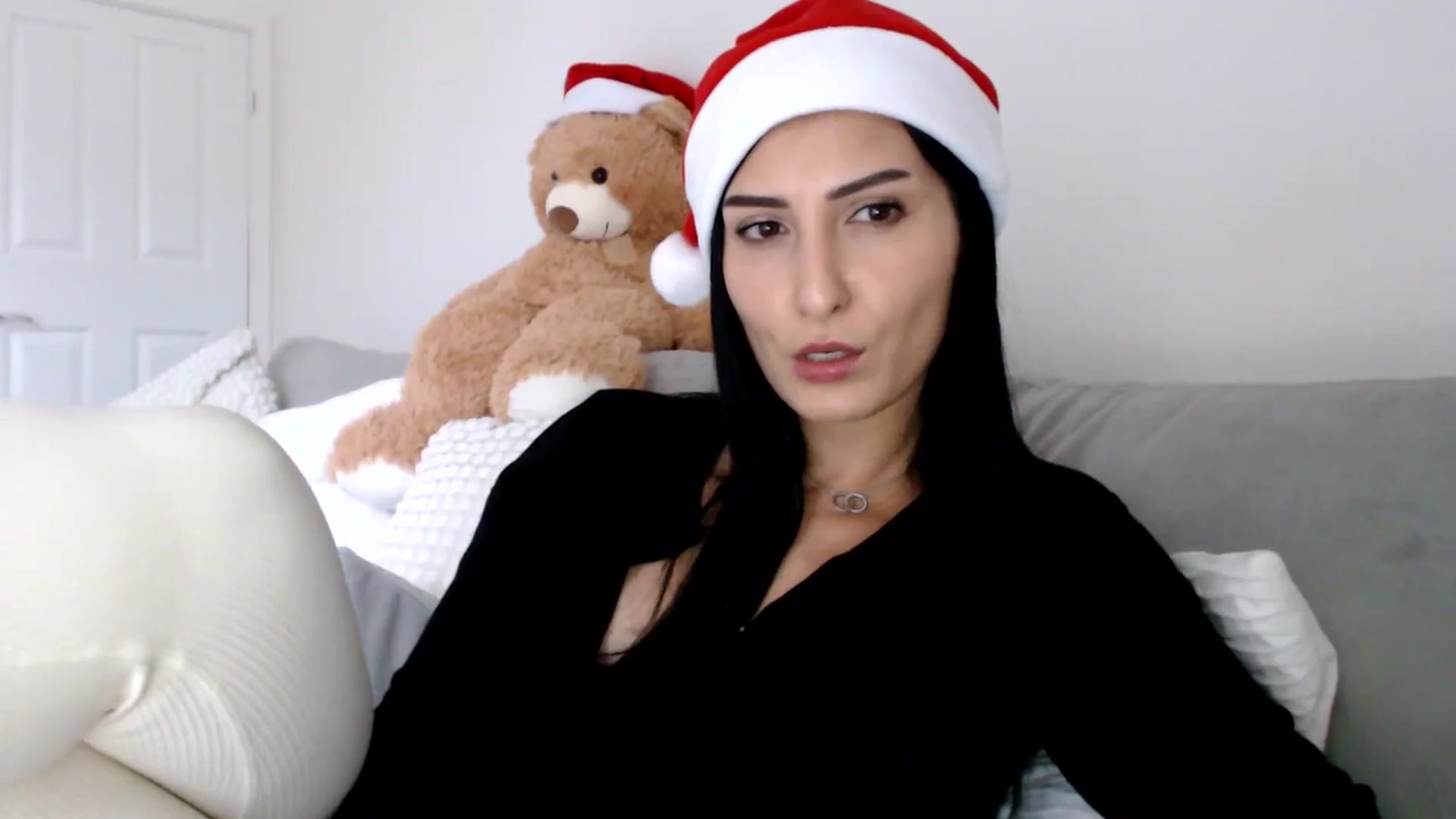 Gallery image thumbnail from LavIson's myfreecams stream on, 12/09/2024, 12:05 image 11 of 20