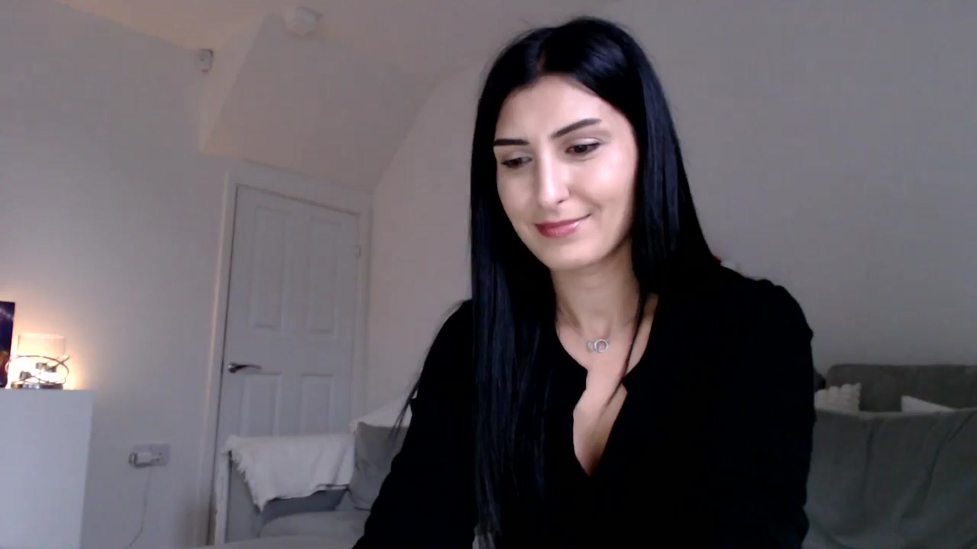 Gallery image thumbnail from LavIson's myfreecams stream on, 12/09/2024, 14:49 image 4 of 20