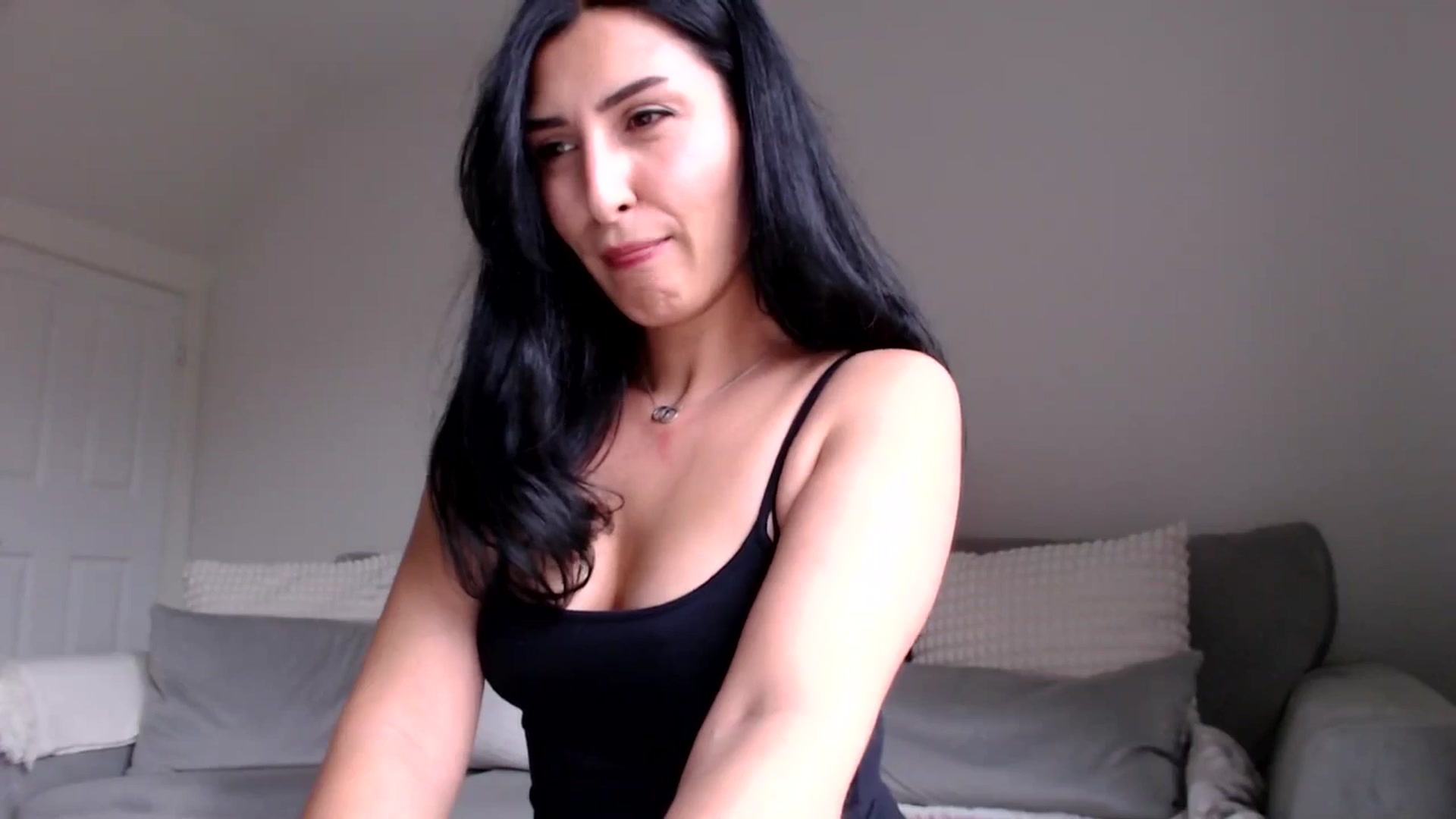 Gallery image thumbnail from LavIson's myfreecams stream on, 12/11/2024, 13:35 image 13 of 20
