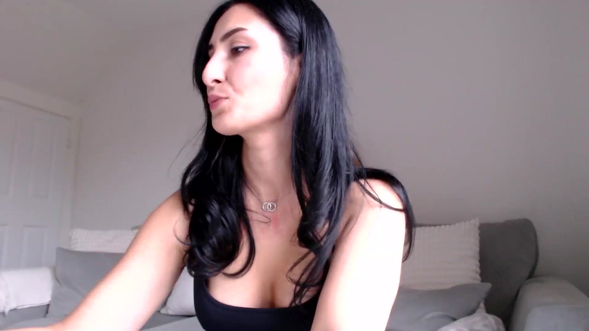Gallery image thumbnail from LavIson's myfreecams stream on, 12/11/2024, 13:35 image 20 of 20