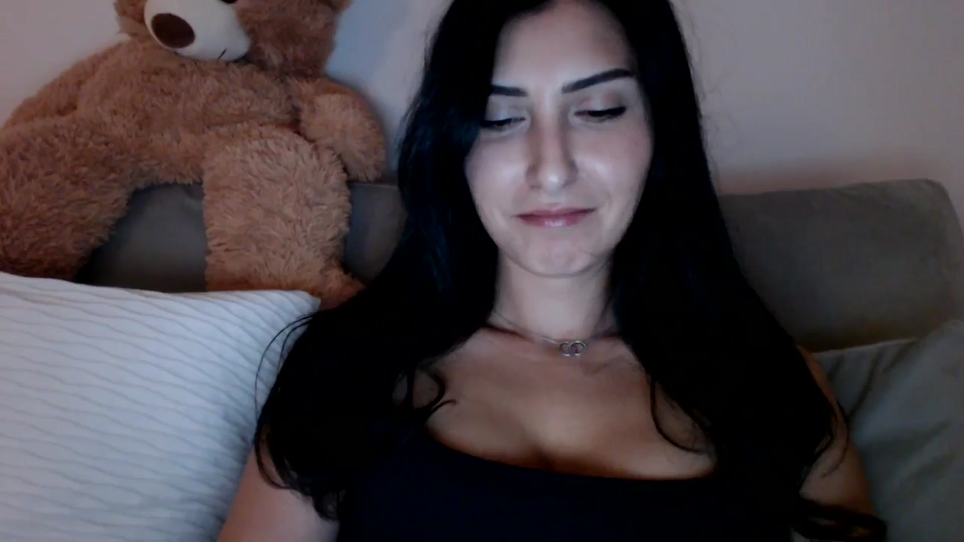 Gallery image thumbnail from LavIson's myfreecams stream on, 12/11/2024, 16:30 image 6 of 20