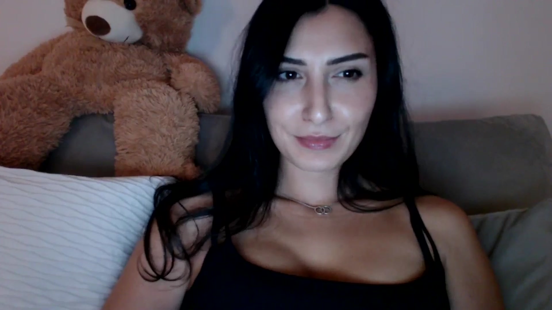 Gallery image thumbnail from LavIson's myfreecams stream on, 12/11/2024, 16:30 image 2 of 20