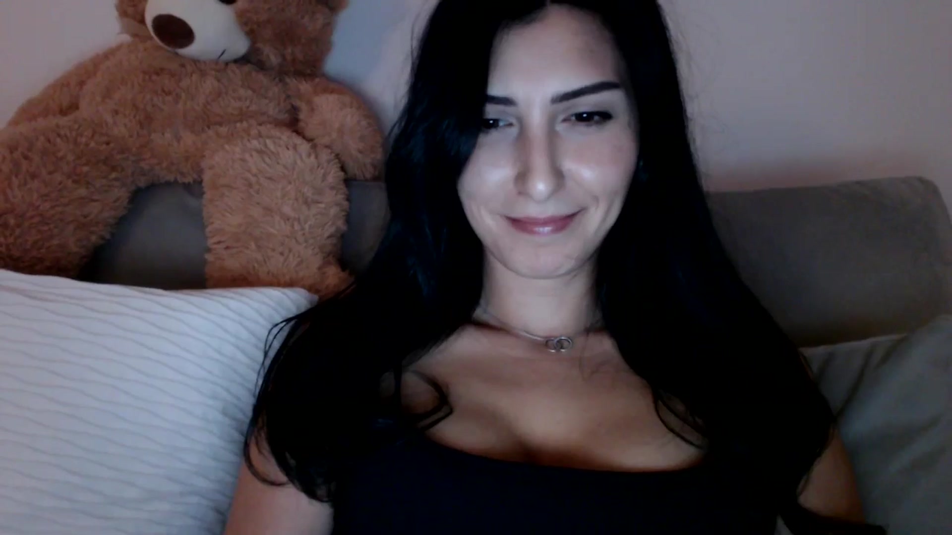 Gallery image thumbnail from LavIson's myfreecams stream on, 12/11/2024, 16:30 image 5 of 20