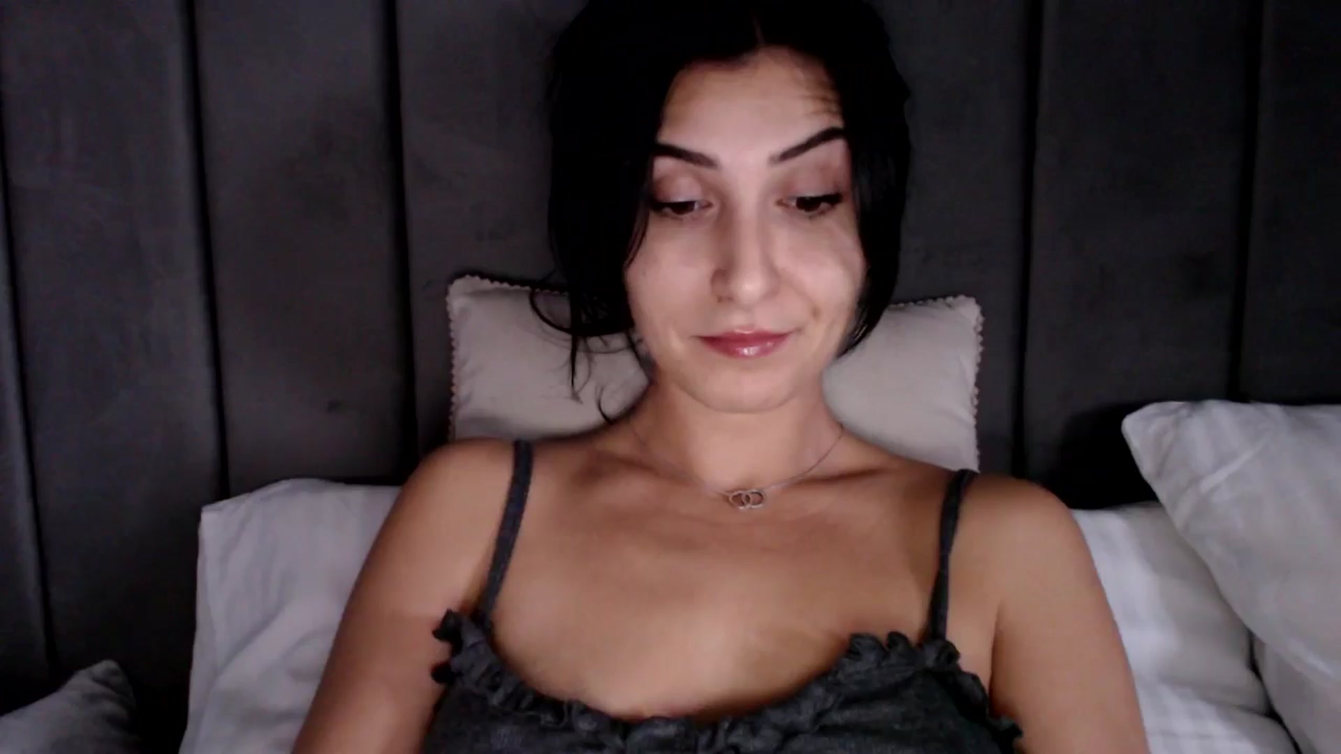 Gallery image thumbnail from LavIson's myfreecams stream on, 12/12/2024, 12:07 image 12 of 20