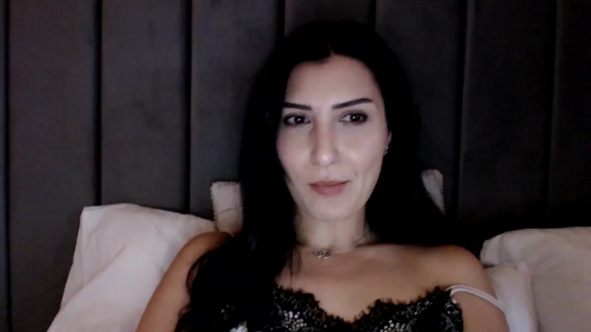 Gallery image thumbnail from LavIson's myfreecams stream on, 12/13/2024, 11:03 image 16 of 20