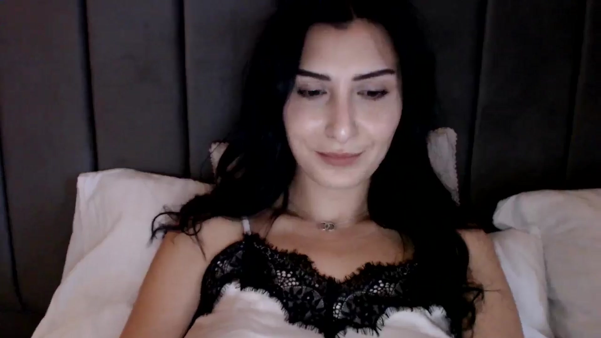 Gallery image thumbnail from LavIson's myfreecams stream on, 12/13/2024, 11:03 image 19 of 20
