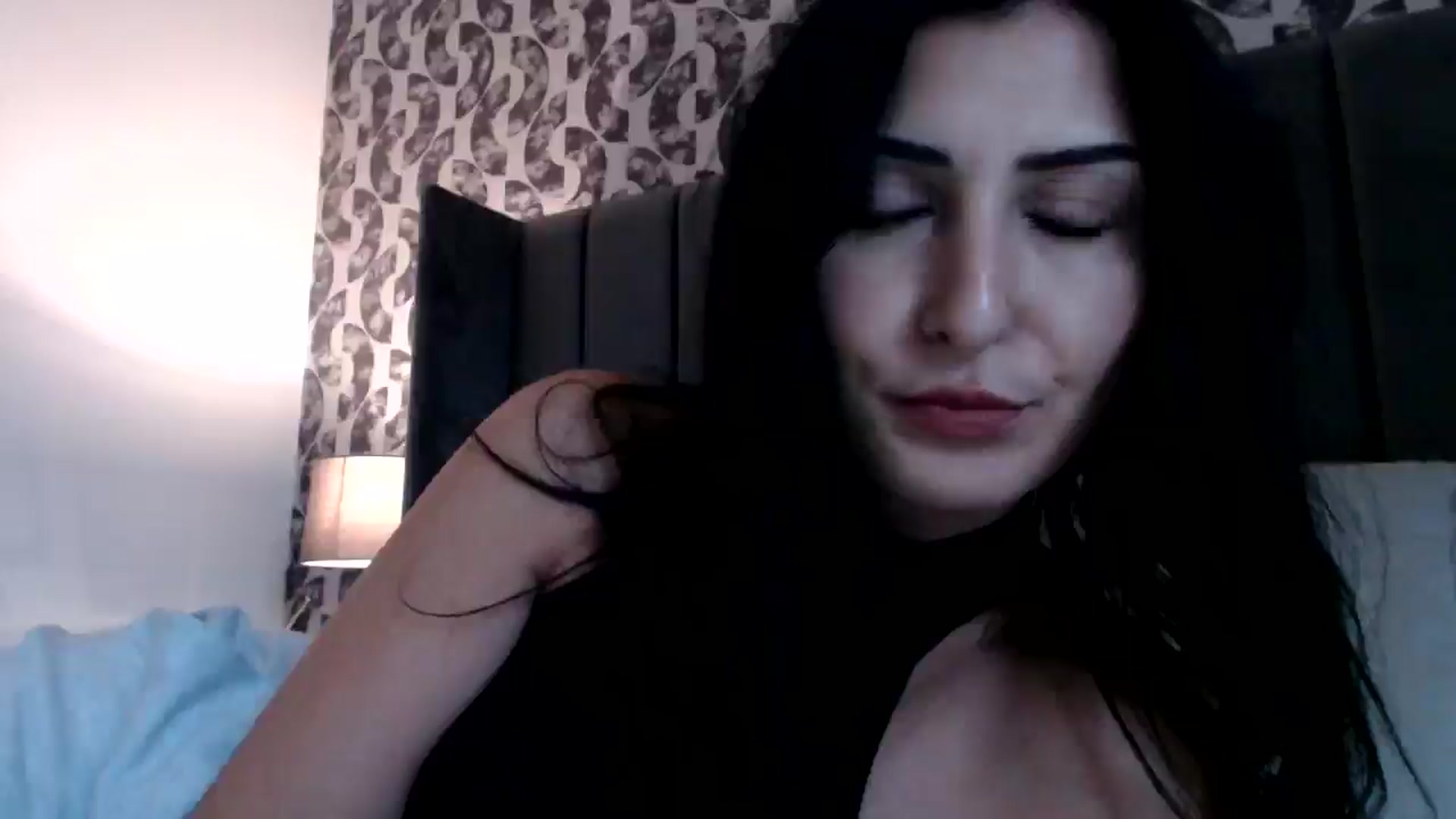 Gallery image thumbnail from LavIson's myfreecams stream on, 12/13/2024, 11:45 image 9 of 20