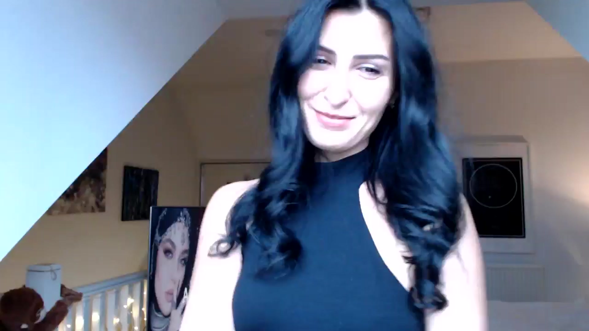 Gallery image thumbnail from LavIson's myfreecams stream on, 12/13/2024, 11:45 image 1 of 20