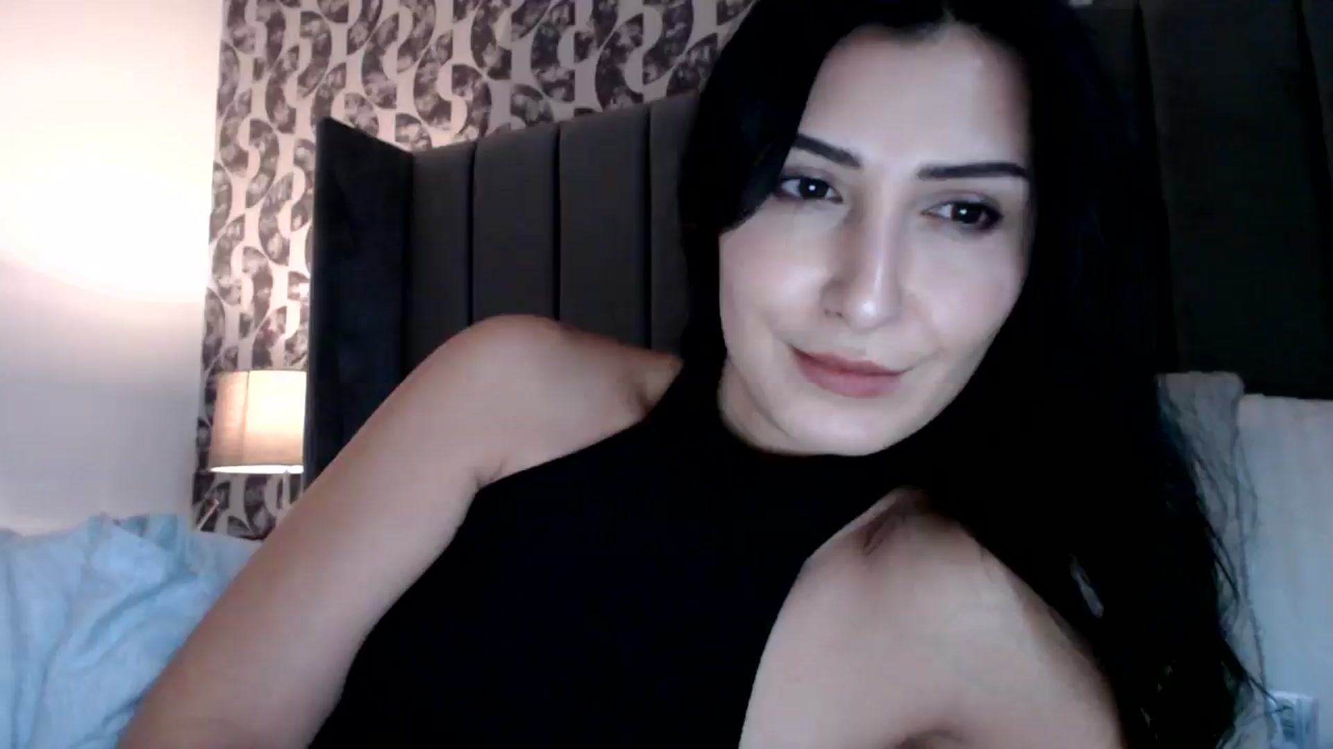 Gallery image thumbnail from LavIson's myfreecams stream on, 12/13/2024, 11:45 image 10 of 20
