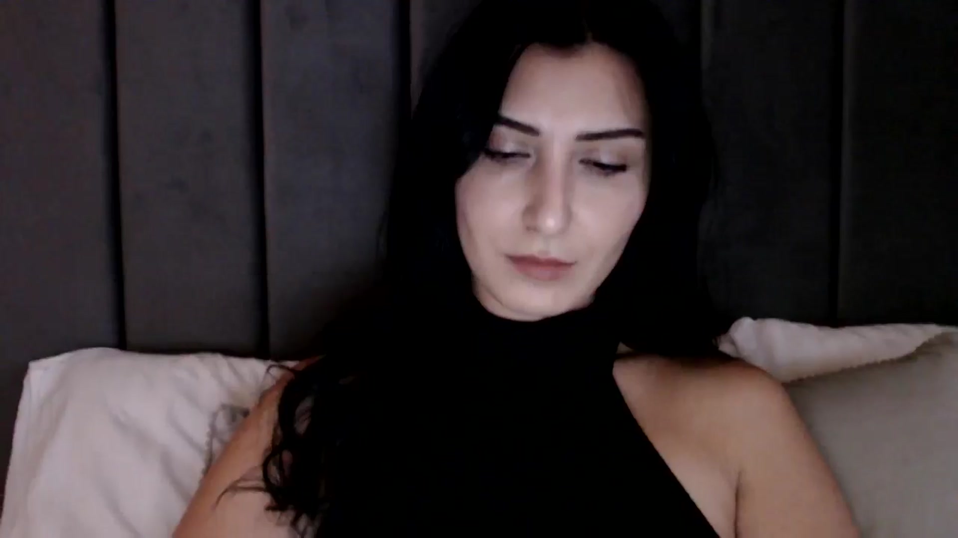 Gallery image thumbnail from LavIson's myfreecams stream on, 12/13/2024, 11:55 image 3 of 20