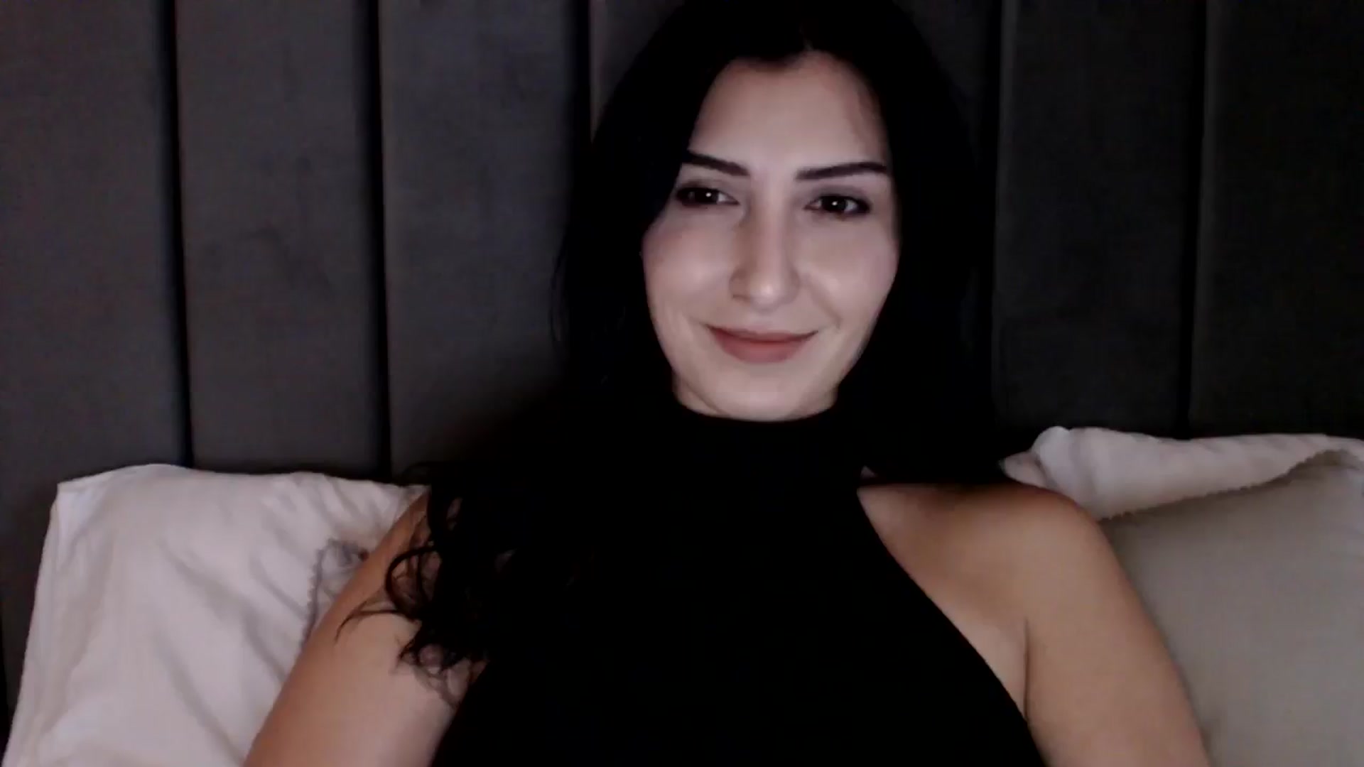 Gallery image thumbnail from LavIson's myfreecams stream on, 12/13/2024, 11:55 image 6 of 20