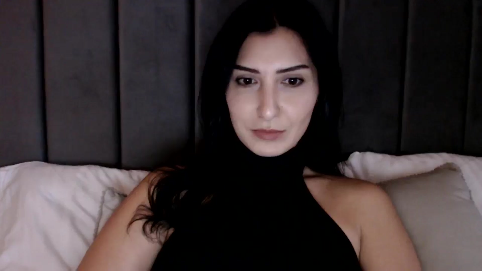 Gallery image thumbnail from LavIson's myfreecams stream on, 12/13/2024, 11:55 image 17 of 20