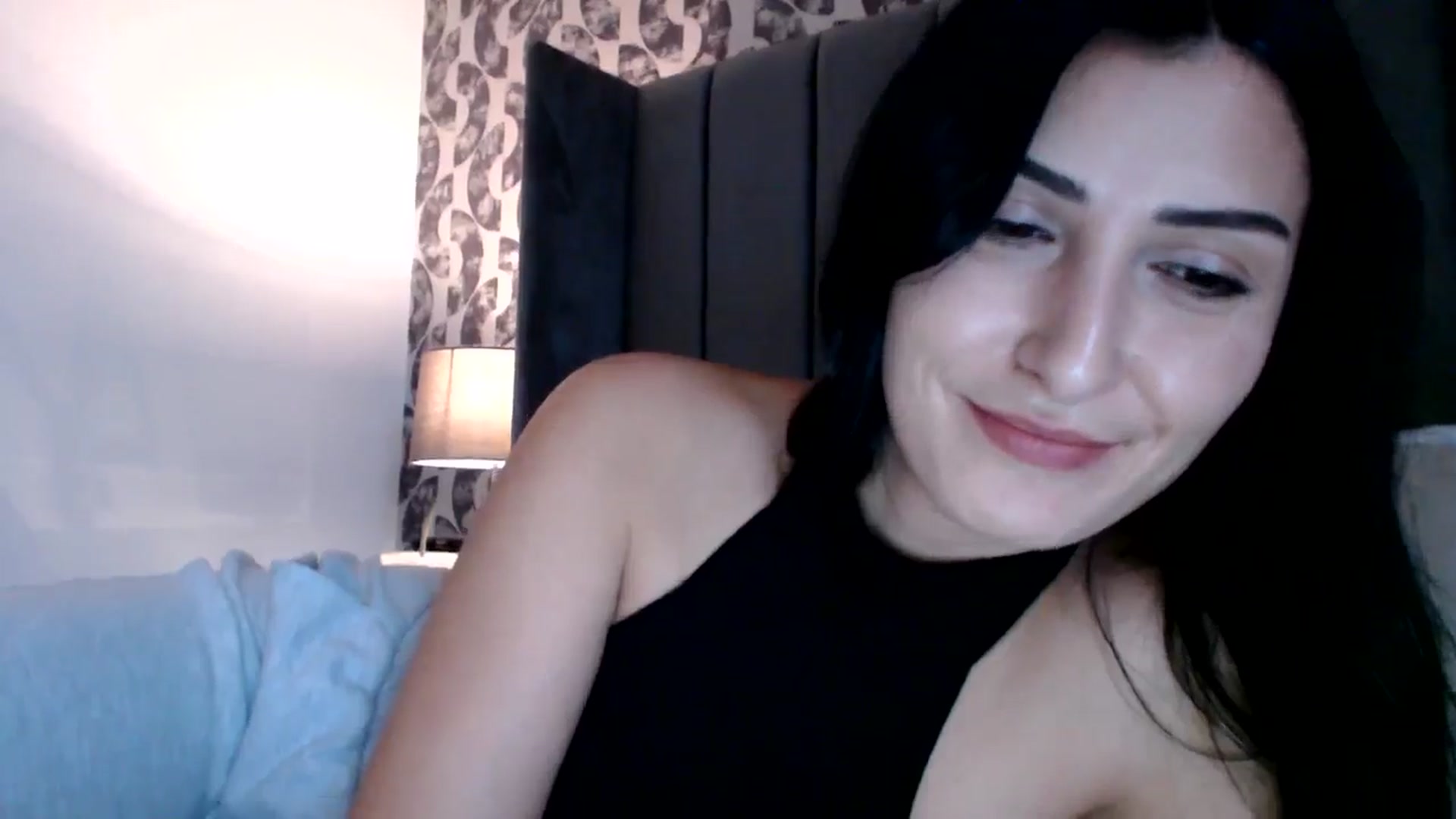 Gallery image thumbnail from LavIson's myfreecams stream on, 12/13/2024, 13:14 image 17 of 20