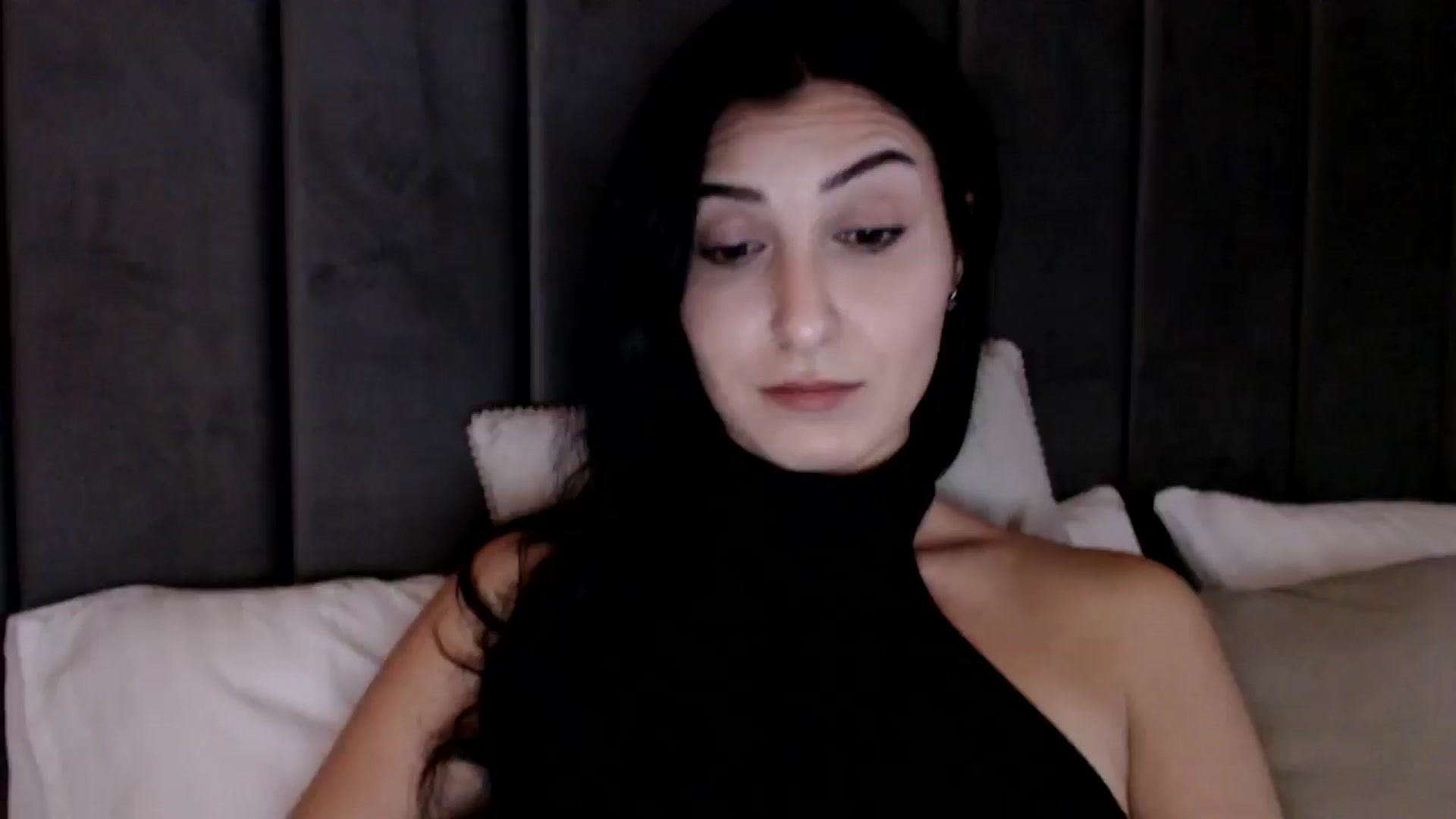Gallery image thumbnail from LavIson's myfreecams stream on, 12/13/2024, 13:14 image 19 of 20