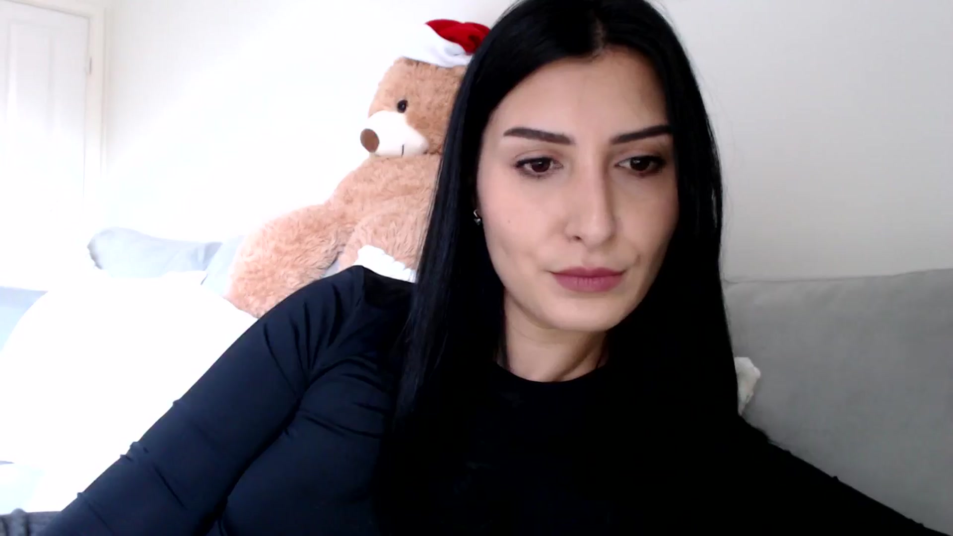 Gallery image thumbnail from LavIson's myfreecams stream on, 12/16/2024, 12:45 image 14 of 20