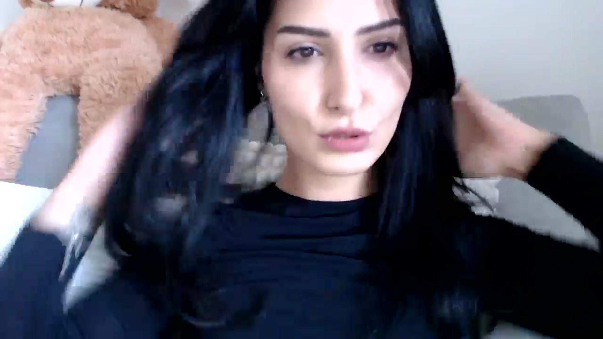 Gallery image thumbnail from LavIson's myfreecams stream on, 12/16/2024, 12:45 image 16 of 20